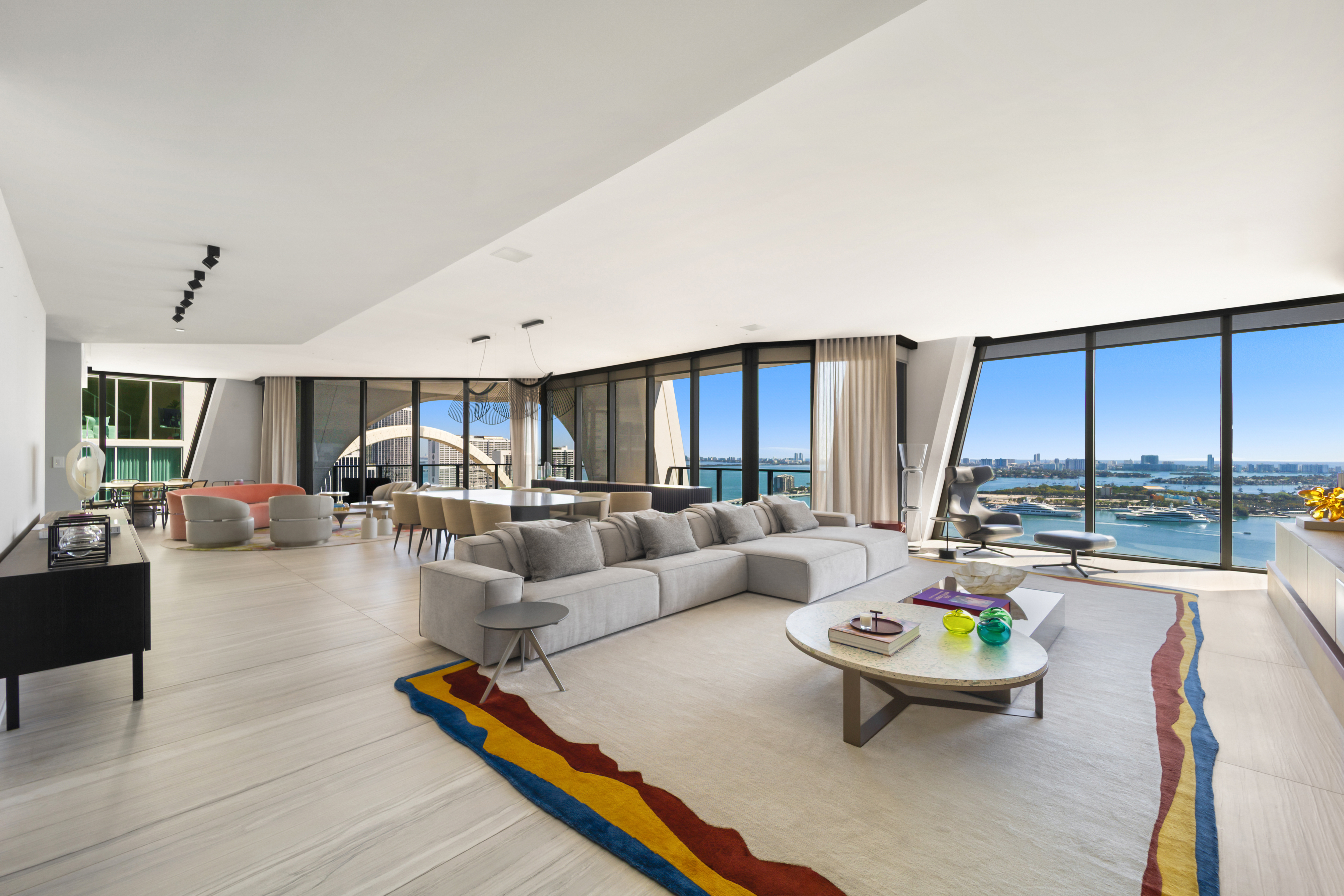  1000 Biscayne Blvd, Miami, FL, 33132 - 物件實景