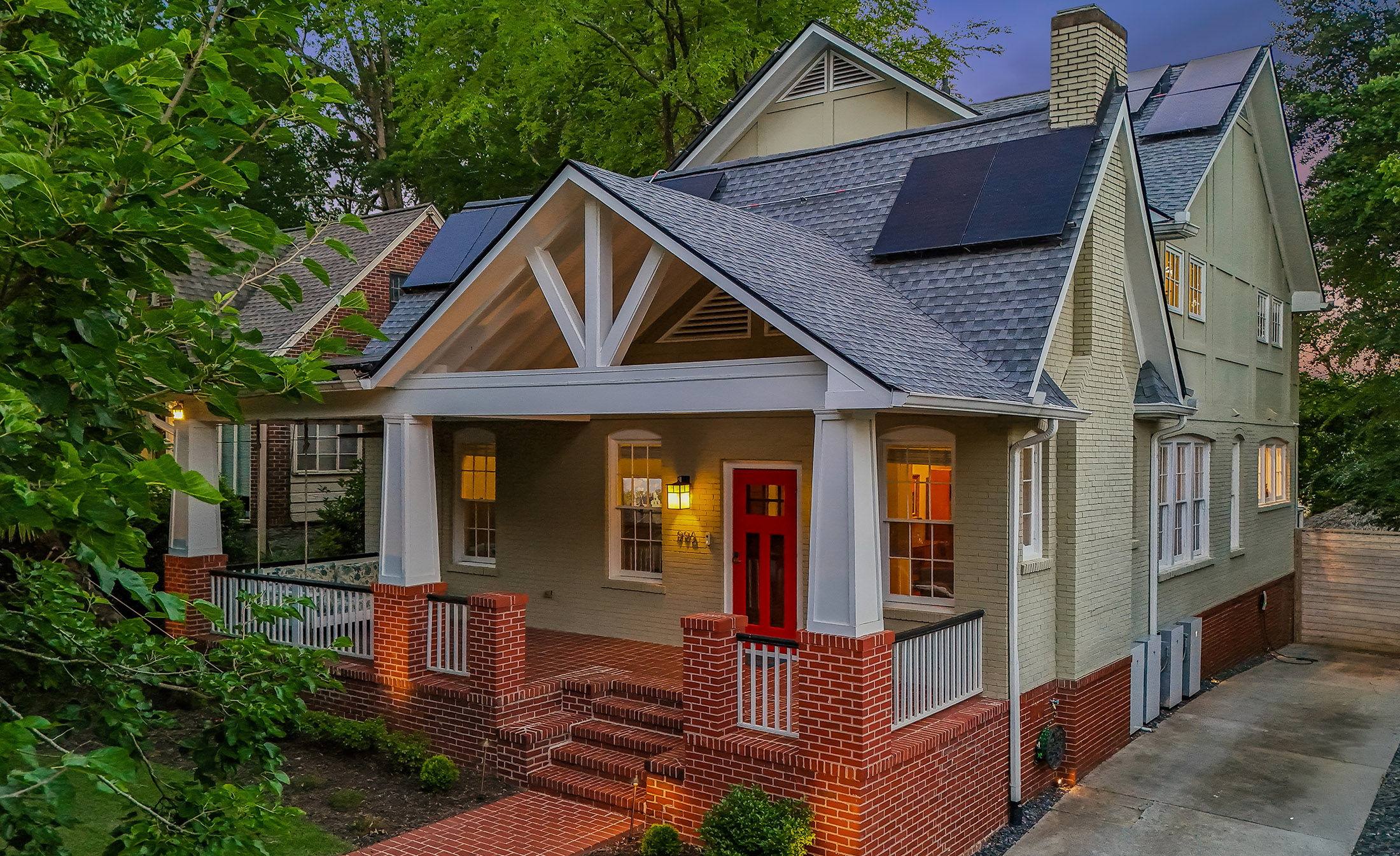  Resort-Inspired Retreat in the Heart of Virginia Highland - 物件實景
