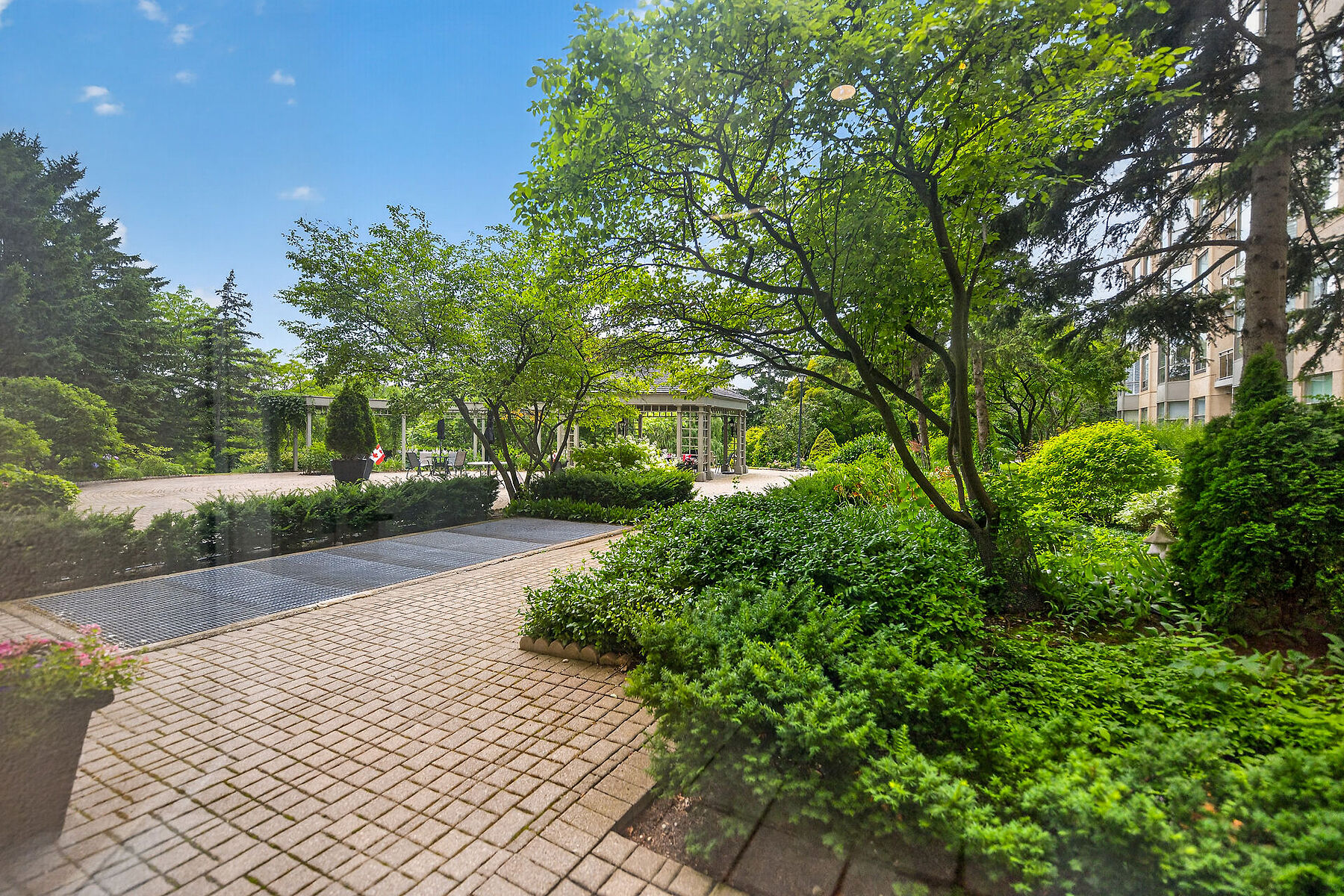  Desirable Waterfront Condo - 物件實景