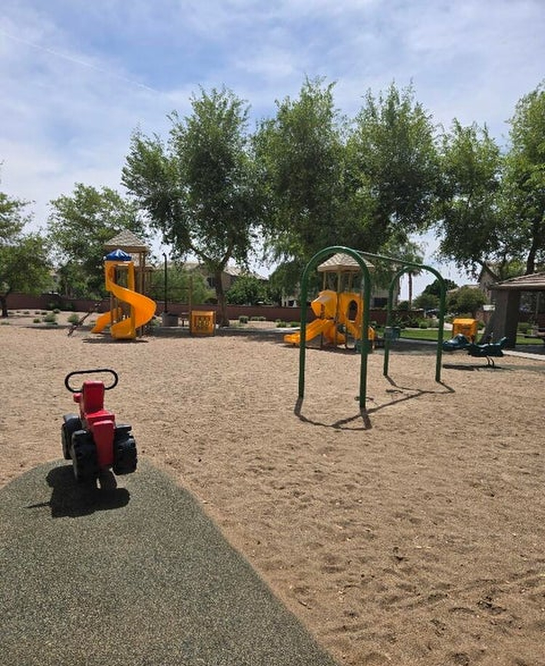  10107 E Kilarea Avenue  Mesa, AZ - 物件實景