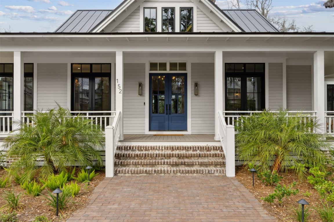 Fernandina Beach, Florida, 32034, United States, 5 Bedrooms Bedrooms, ,4 BathroomsBathrooms,Residential,For Sale,1983065