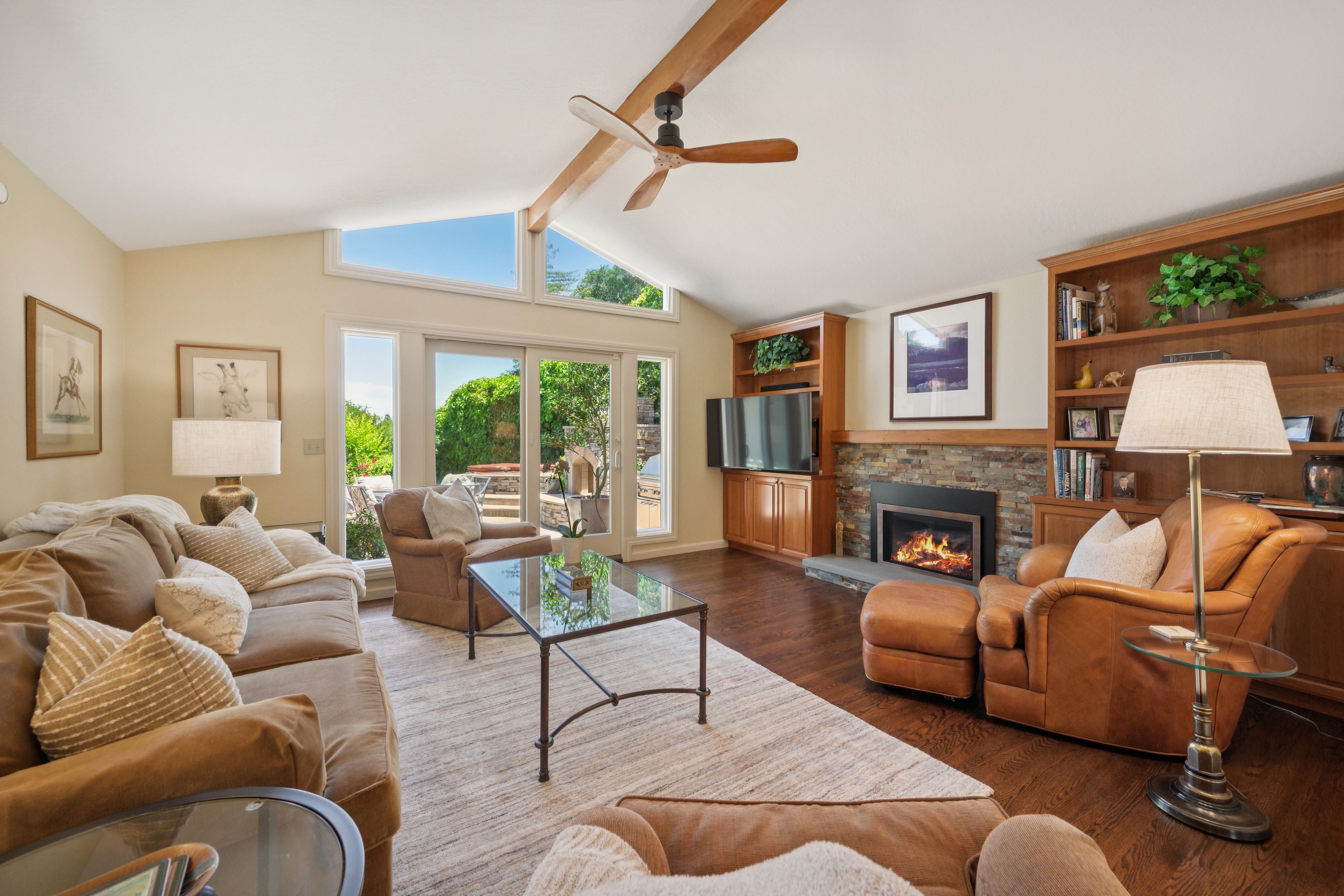  Exceptional Single Level Home in Loma Verde - 物件實景