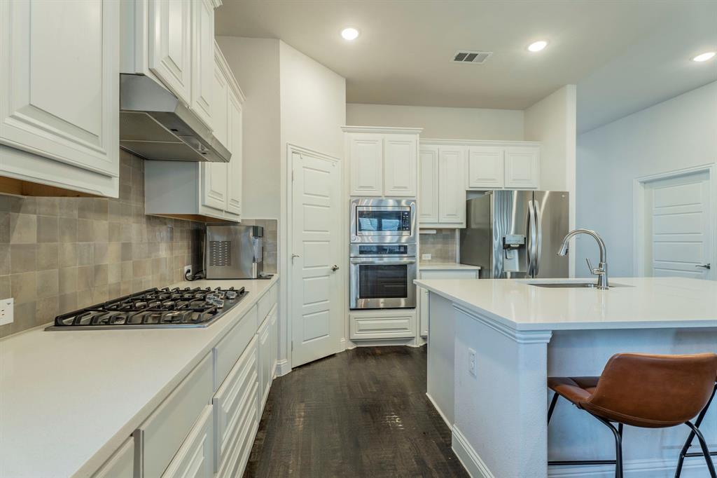 Celina, Texas, 75009, United States, 4 Bedrooms Bedrooms, ,4 BathroomsBathrooms,Residential,For Sale,1981096