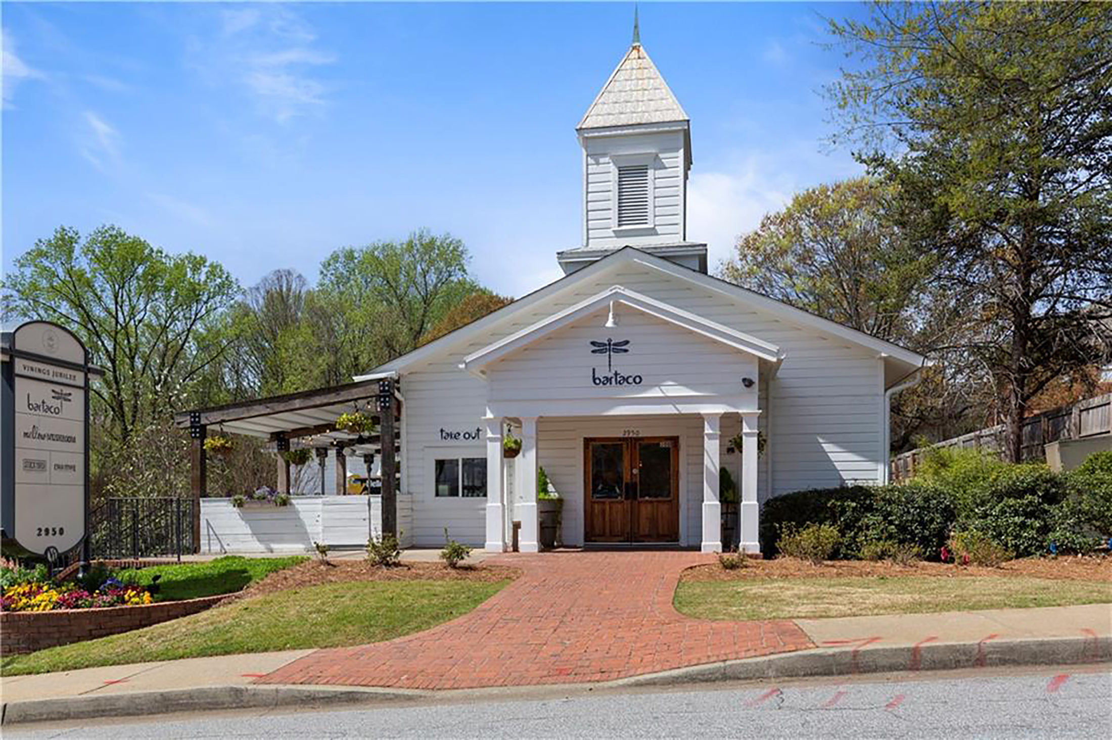  Located in the Gated Essex House Community in Historic Vinings - 物件實景