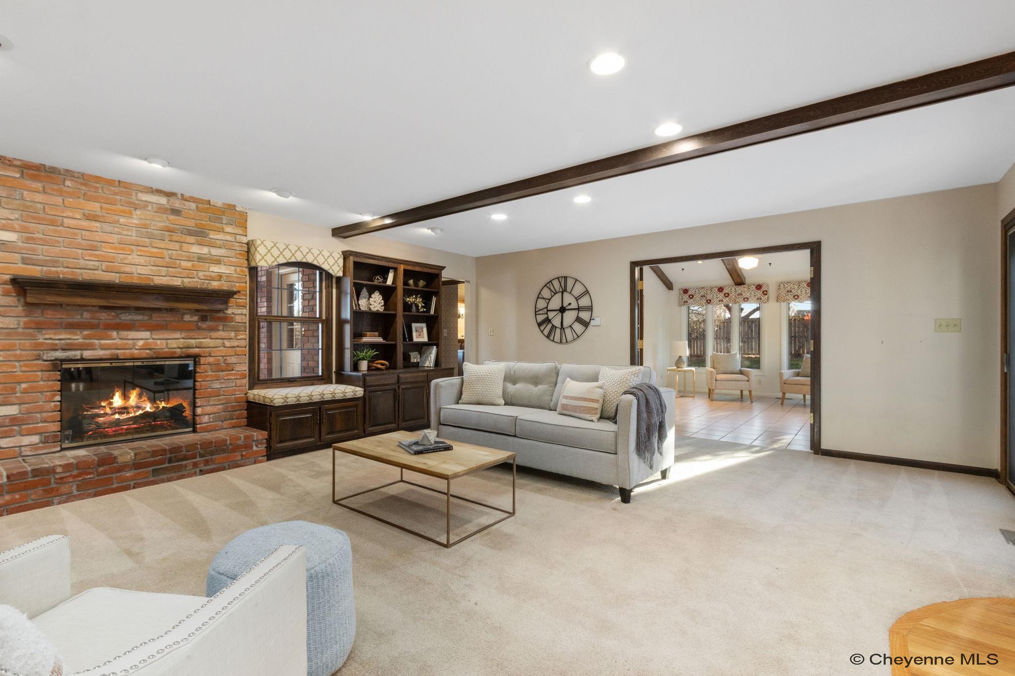 Cheyenne, Wyoming, 82001, United States, 5 Bedrooms Bedrooms, ,4 BathroomsBathrooms,Residential,For Sale,1992954