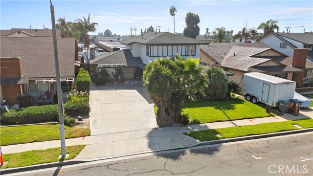 Lynwood, California, 90262, United States, 4 Bedrooms Bedrooms, ,2 BathroomsBathrooms,Residential,For Sale,1974139