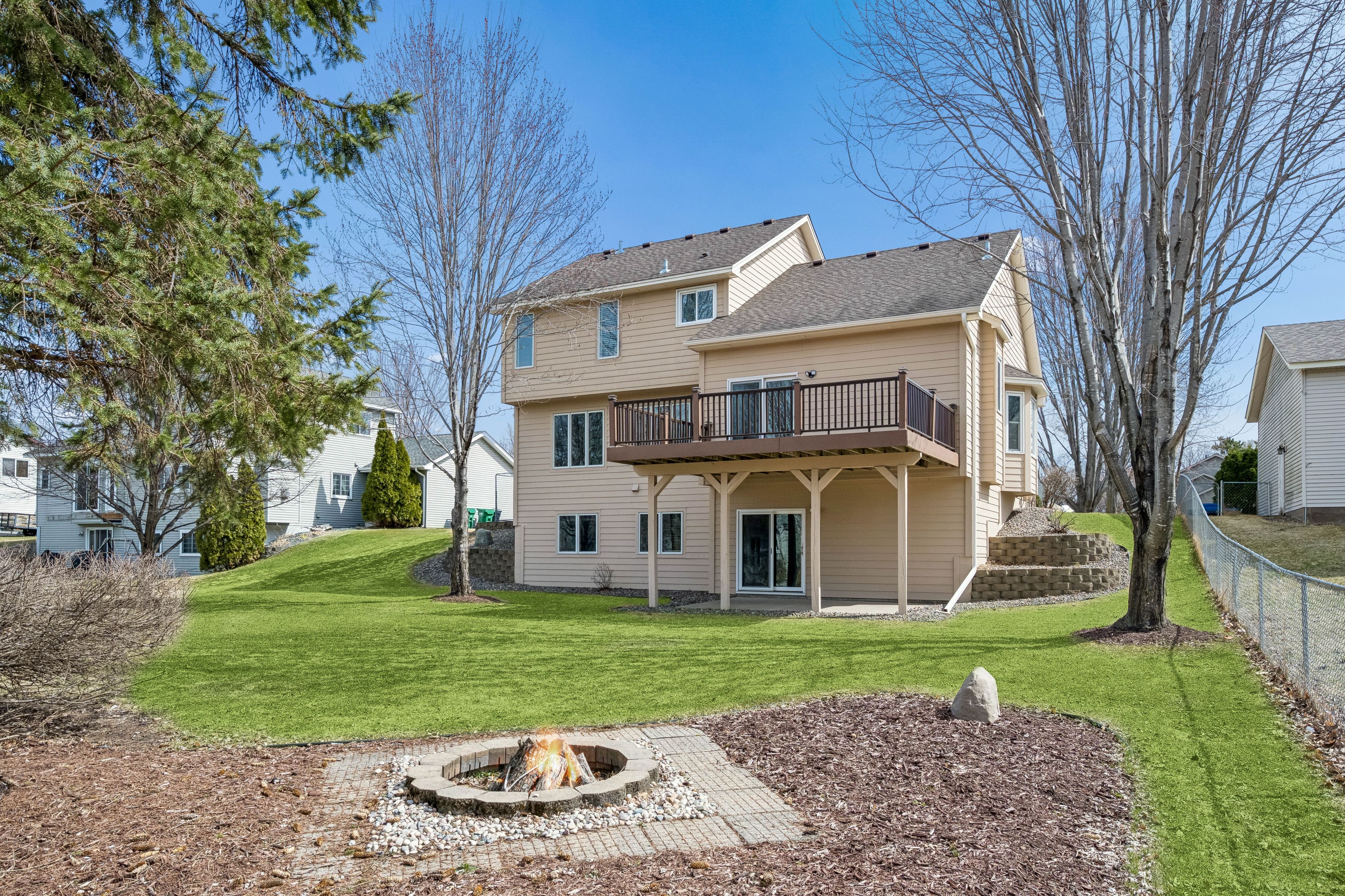  Beautifully Updated River’s Bend Retreat - 物件實景