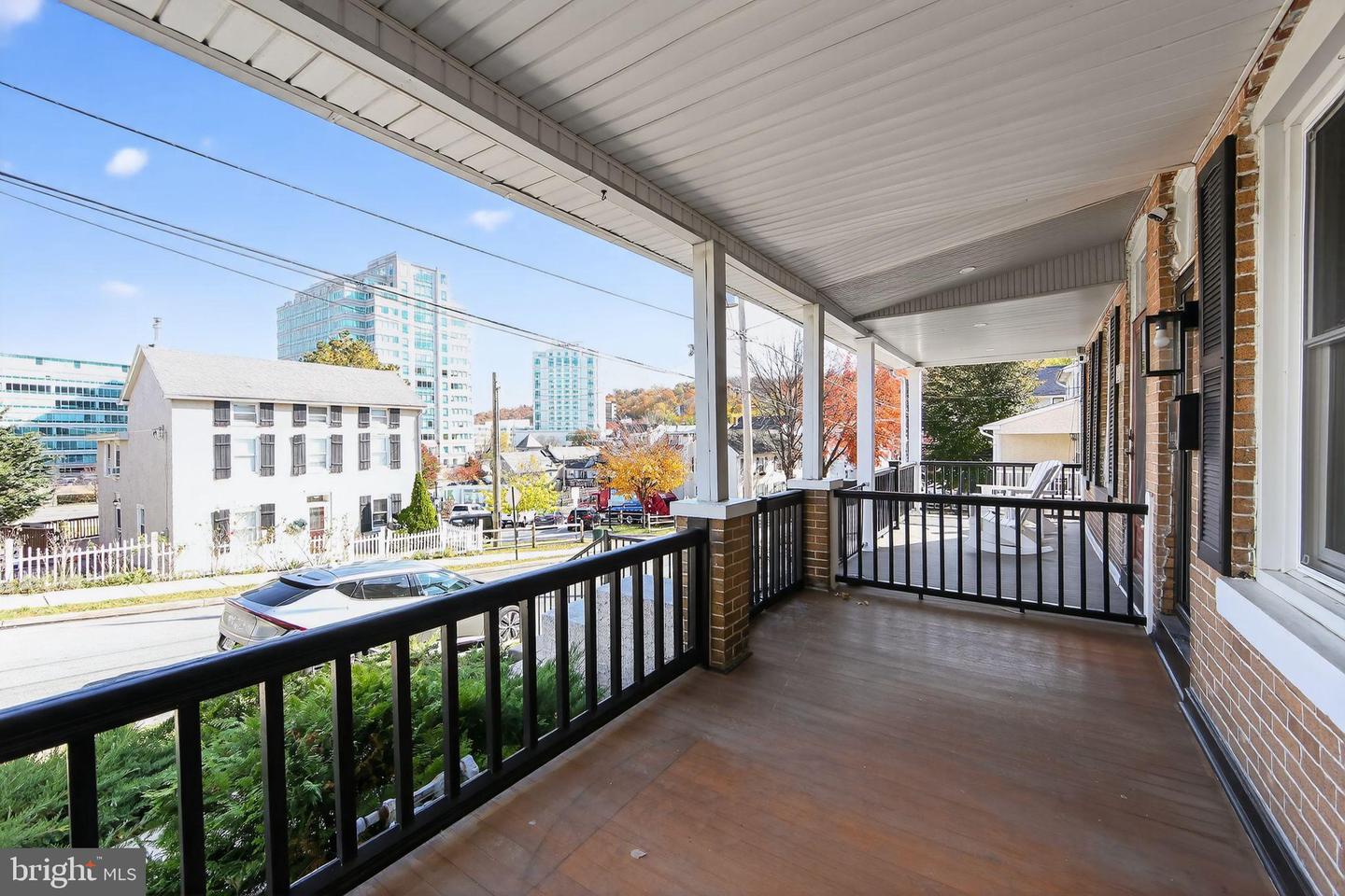 Conshohocken, Pennsylvania, 19428, United States, 3 Bedrooms Bedrooms, ,3 BathroomsBathrooms,Residential,For Sale,1989240