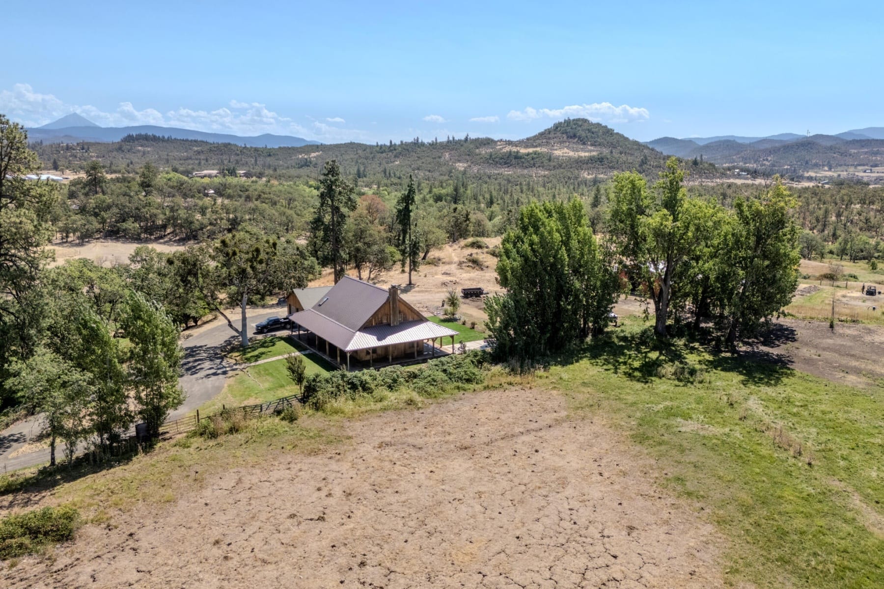  688 Worthington Road Eagle Point, OR 97524 - 物件實景