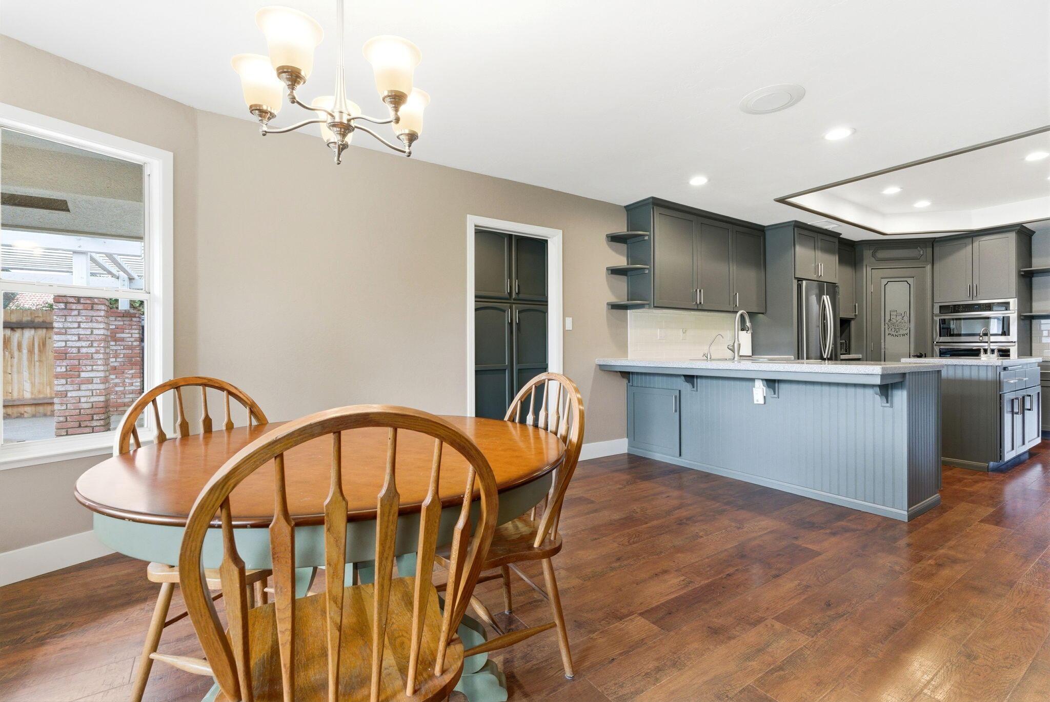 Bakersfield, California, 93314, United States, 4 Bedrooms Bedrooms, ,3 BathroomsBathrooms,Residential,For Sale,1996652