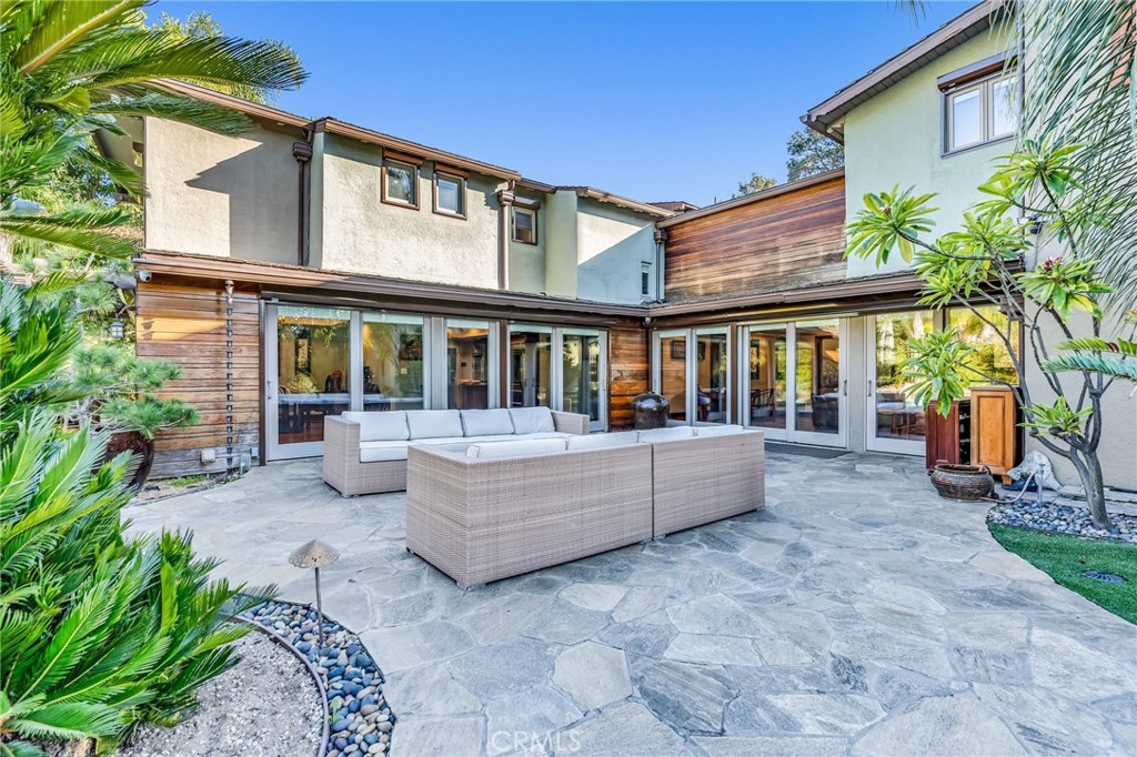 San Marino, California, 91108, United States, 5 Bedrooms Bedrooms, ,6 BathroomsBathrooms,Residential,For Sale,1686890