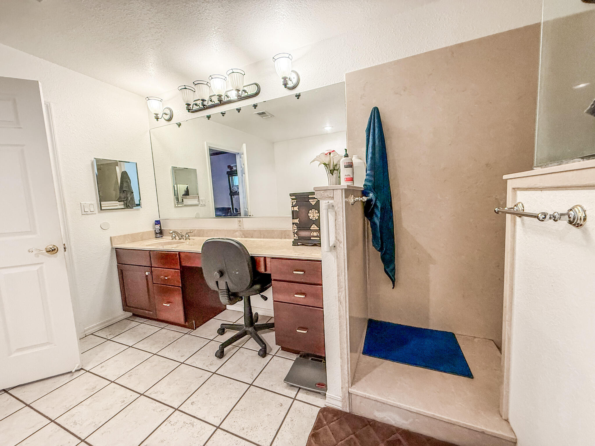 Crestview, Florida, 32539, United States, 4 Bedrooms Bedrooms, ,4 BathroomsBathrooms,Residential,For Sale,1907625