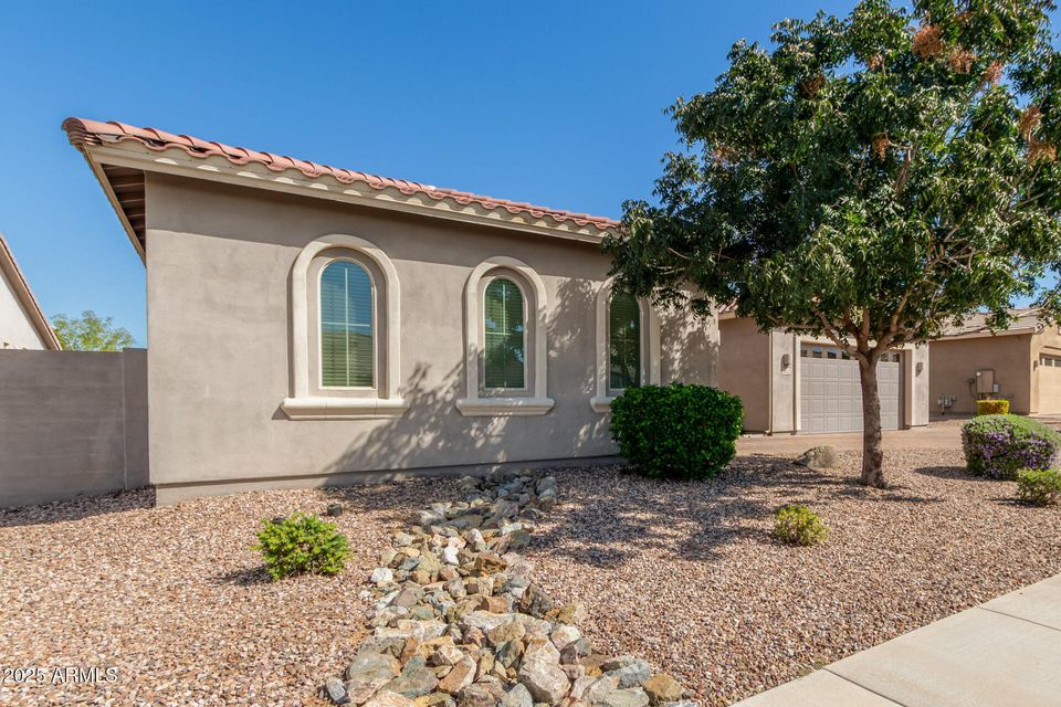 Chandler, Arizona, 85286, United States, 4 Bedrooms Bedrooms, ,Residential,For Sale,1976869