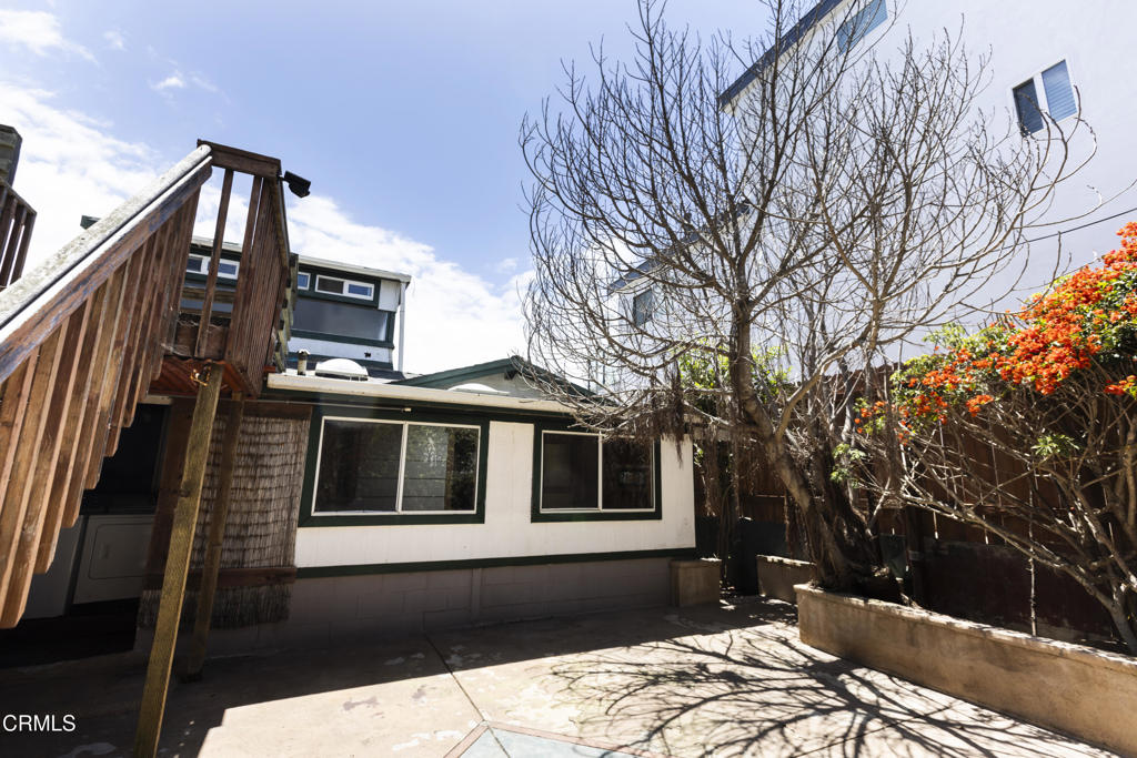 Oxnard, California, 93035, United States, 2 Bedrooms Bedrooms, ,1 BathroomBathrooms,Residential,For Sale,2048022