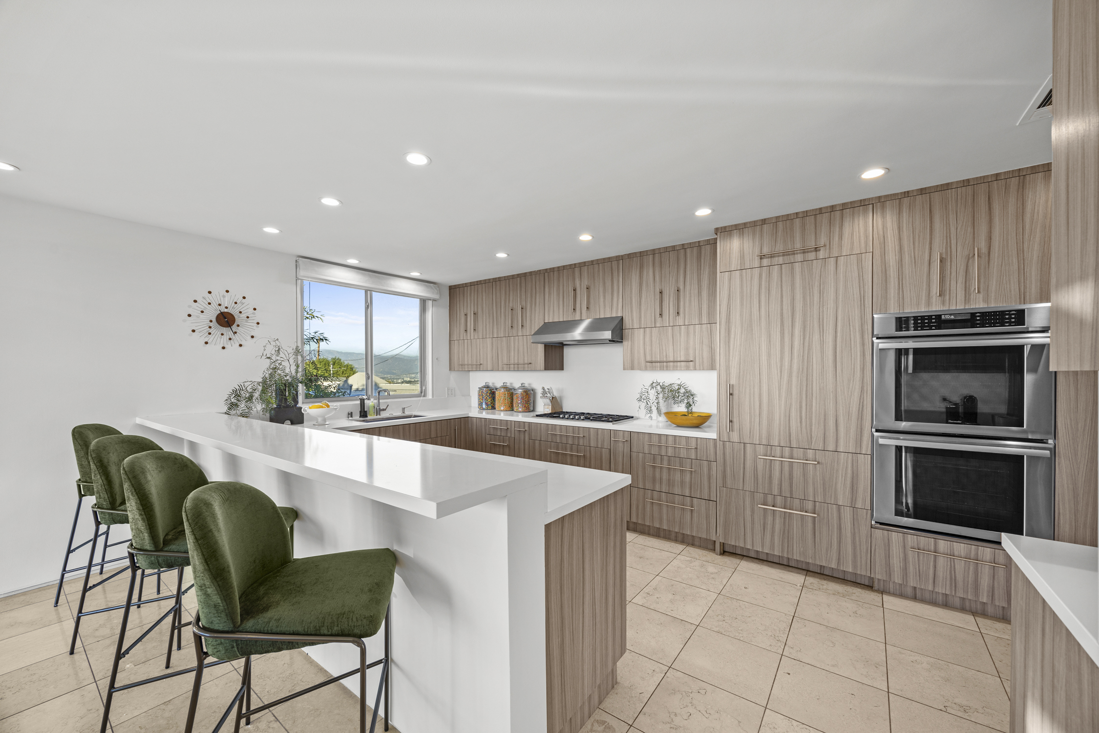 3851 Beverly Ridge Dr - 物件實景