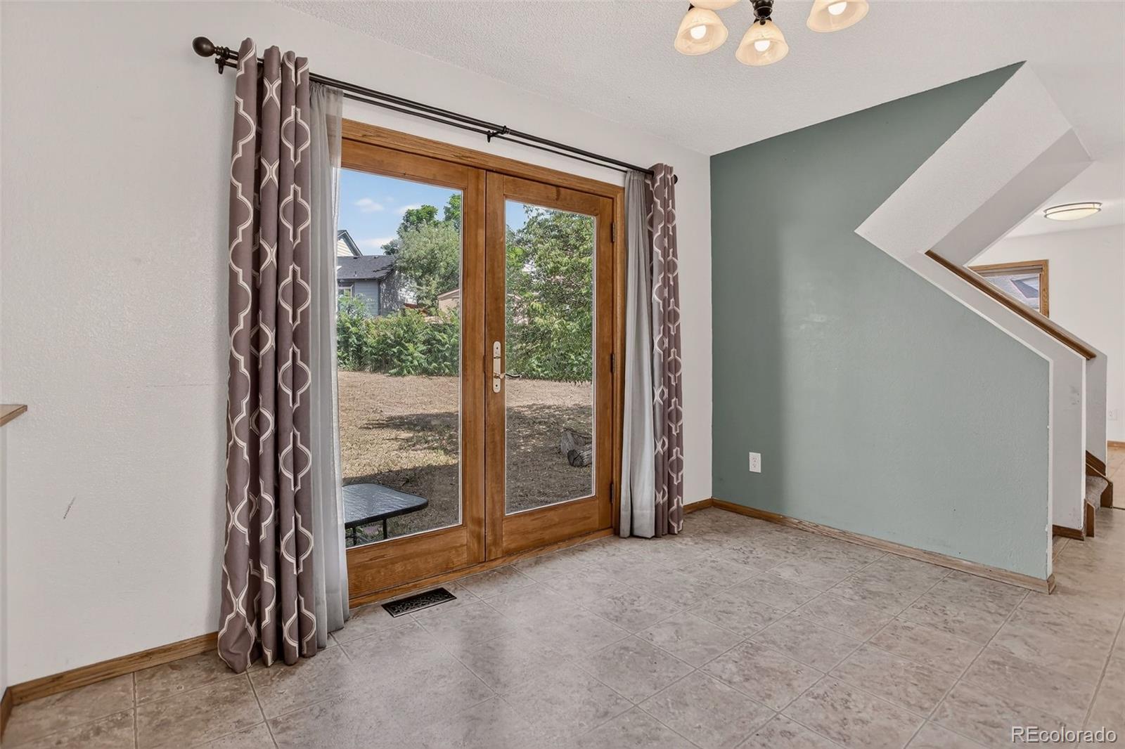 Thornton, Colorado, 80229, United States, 5 Bedrooms Bedrooms, ,2 BathroomsBathrooms,Residential,For Sale,1891126