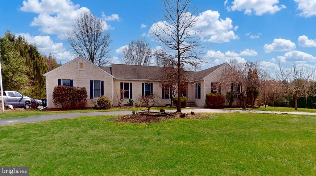 Lumberton, New Jersey, 08048, United States, 5 Bedrooms Bedrooms, ,4 BathroomsBathrooms,Residential,For Sale,2030815