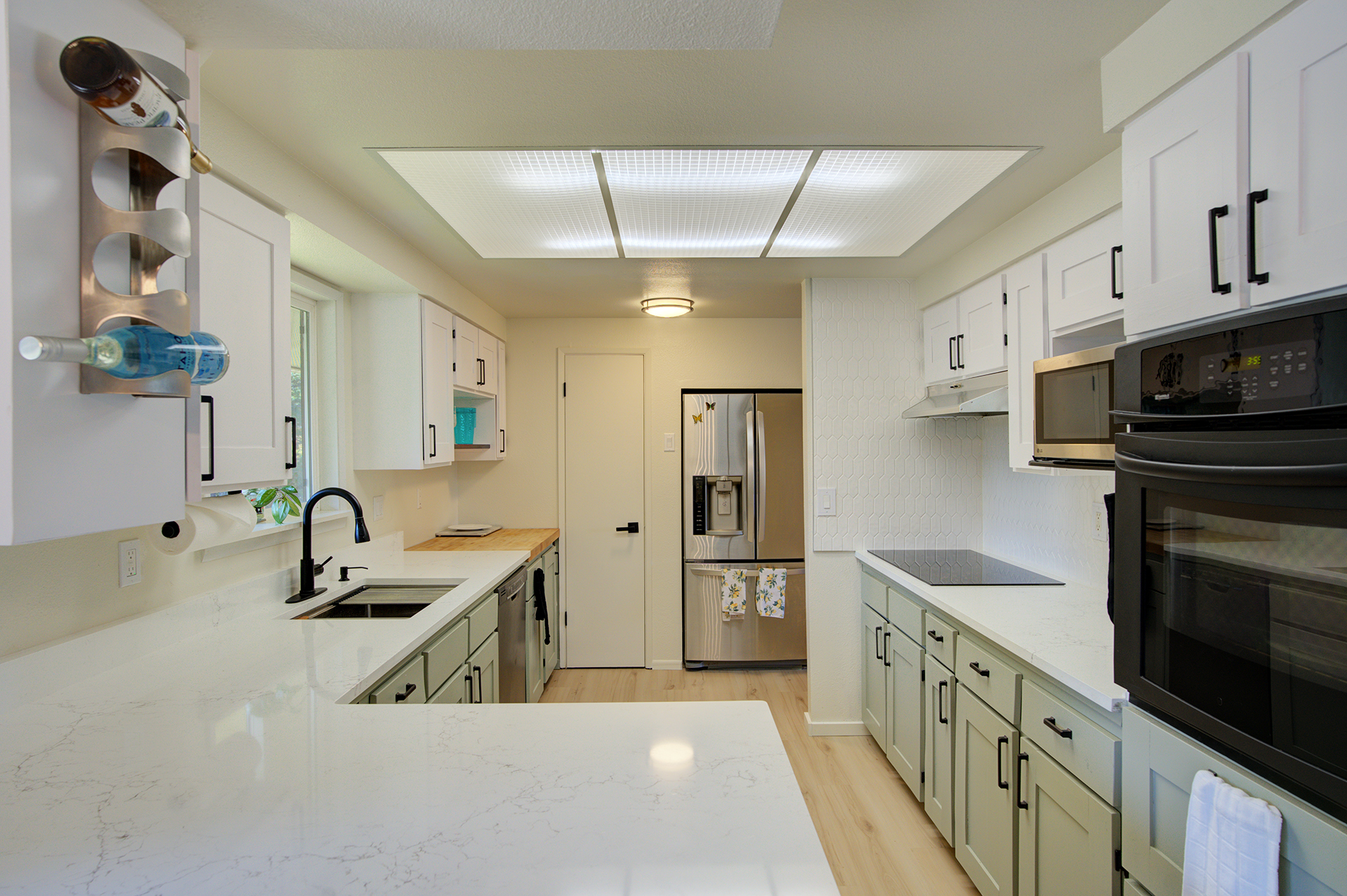 Sandpoint, Idaho, 83864, United States, 5 Bedrooms Bedrooms, ,3 BathroomsBathrooms,Residential,For Sale,1976312