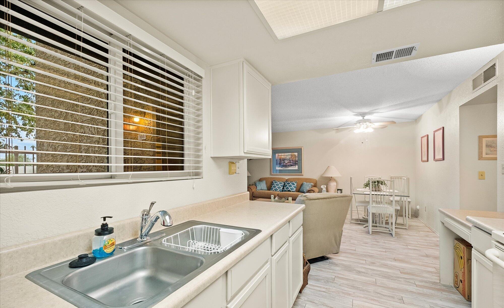  886 W Galveston St #108  Chandler, AZ - 物件實景