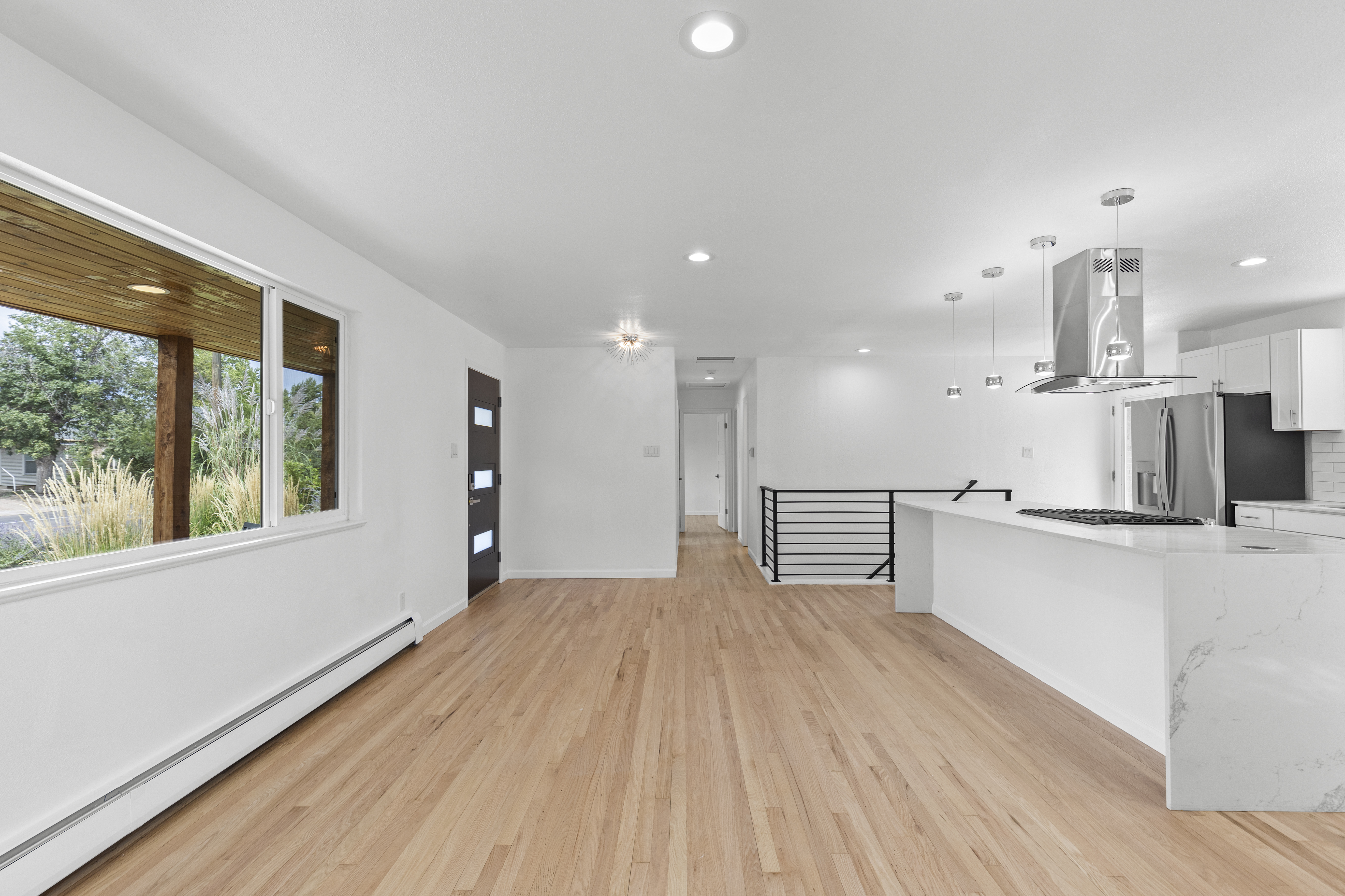  Fully Renovated and Beautifully Reimagined in Sought-After Hilltop South - 物件實景