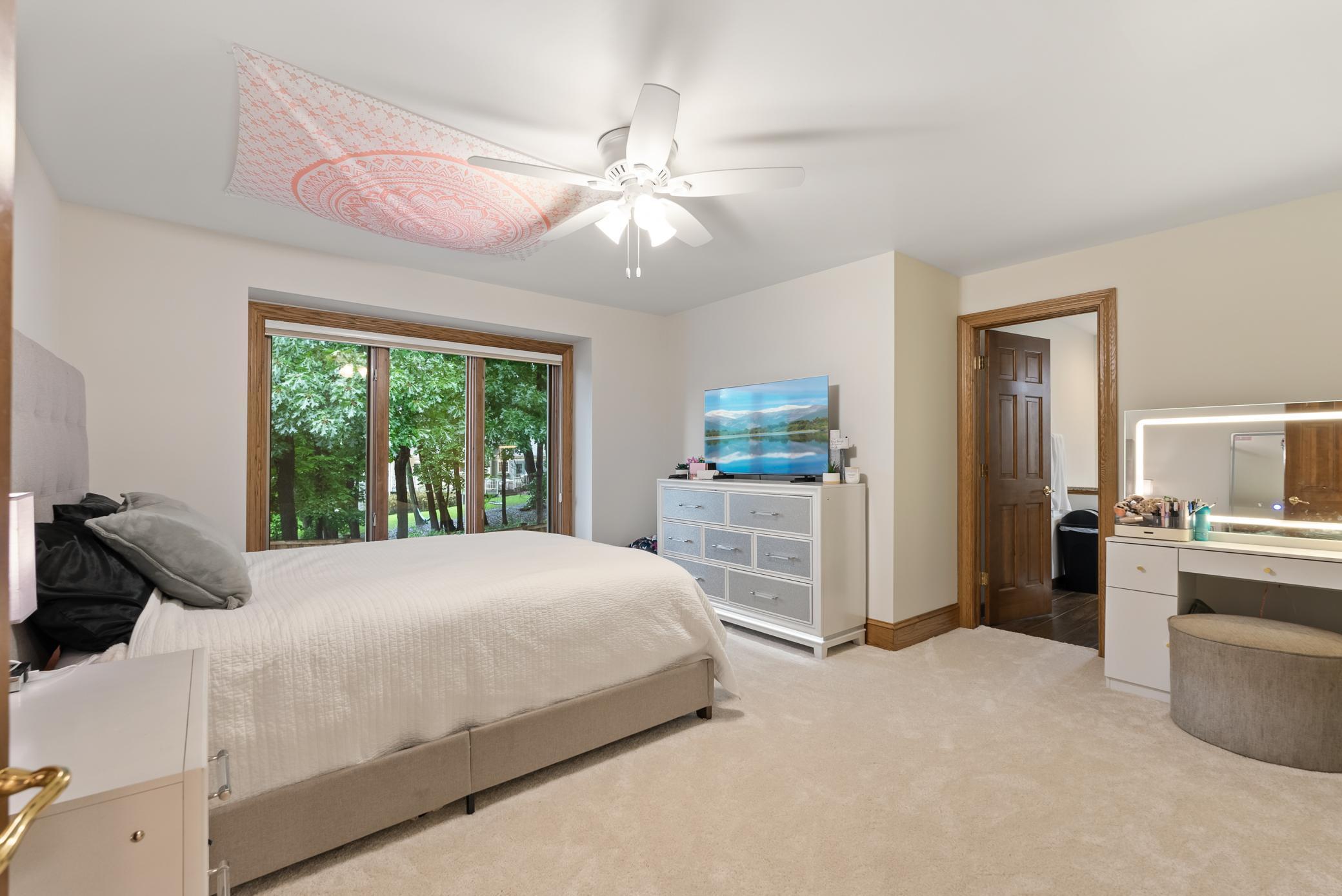 Excelsior, Minnesota, 55331, United States, 5 Bedrooms Bedrooms, ,6 BathroomsBathrooms,Residential,For Sale,1906981