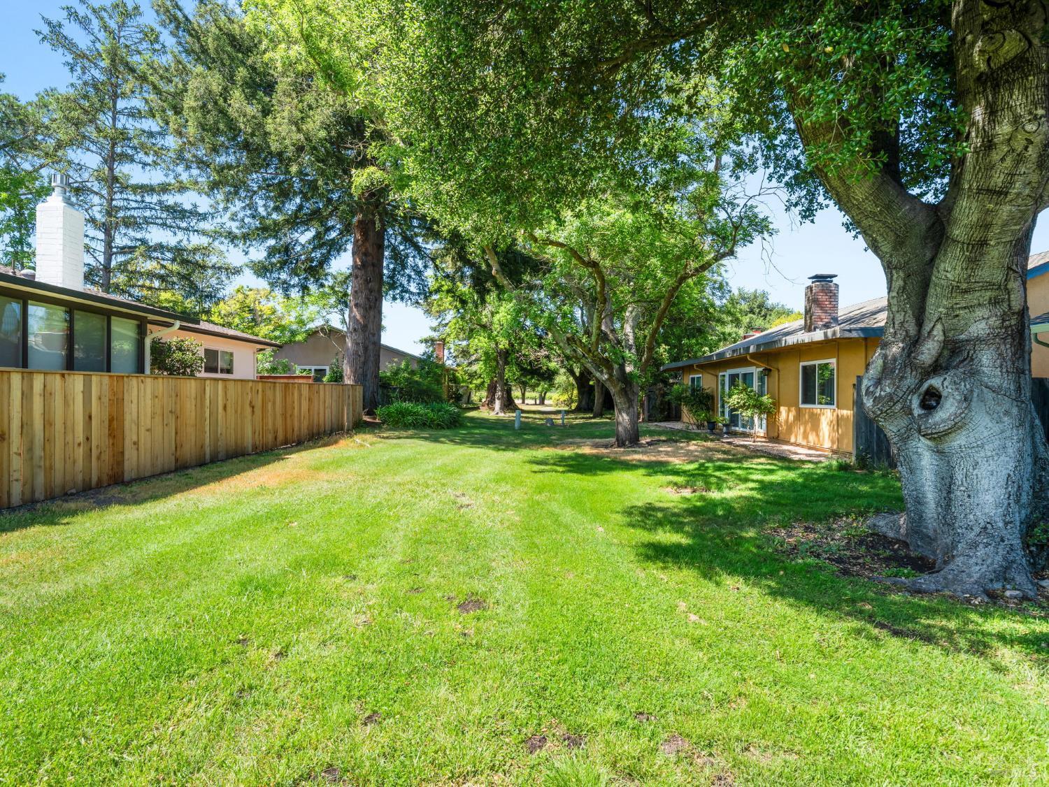 Sonoma, California, 95476, United States, 2 Bedrooms Bedrooms, ,2 BathroomsBathrooms,Residential,For Sale,1837248