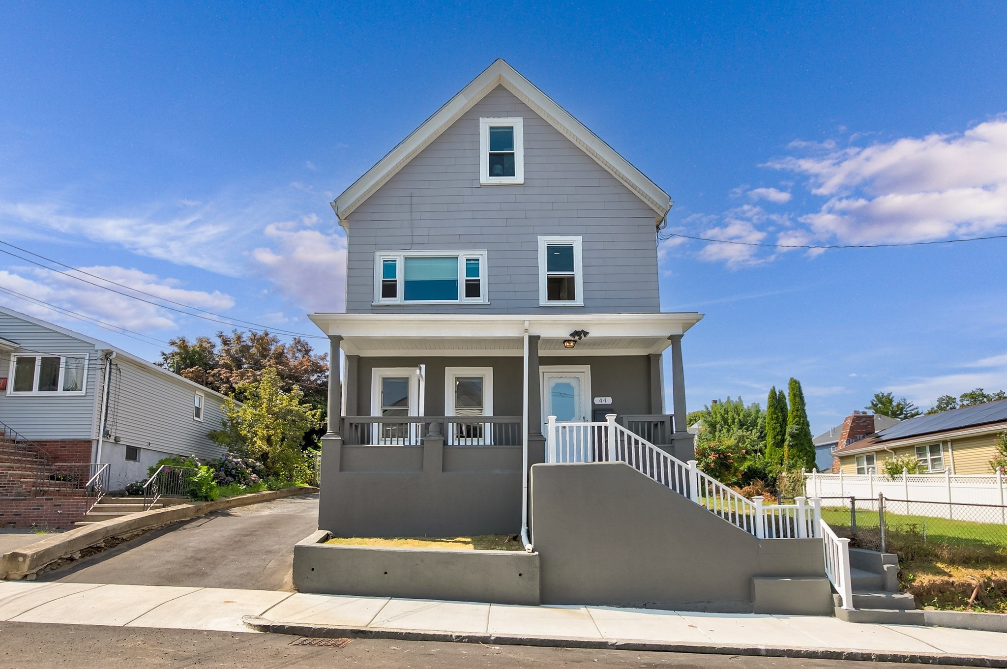 Revere, Massachusetts, 02151, United States, 5 Bedrooms Bedrooms, ,2 BathroomsBathrooms,Residential,For Sale,1914063