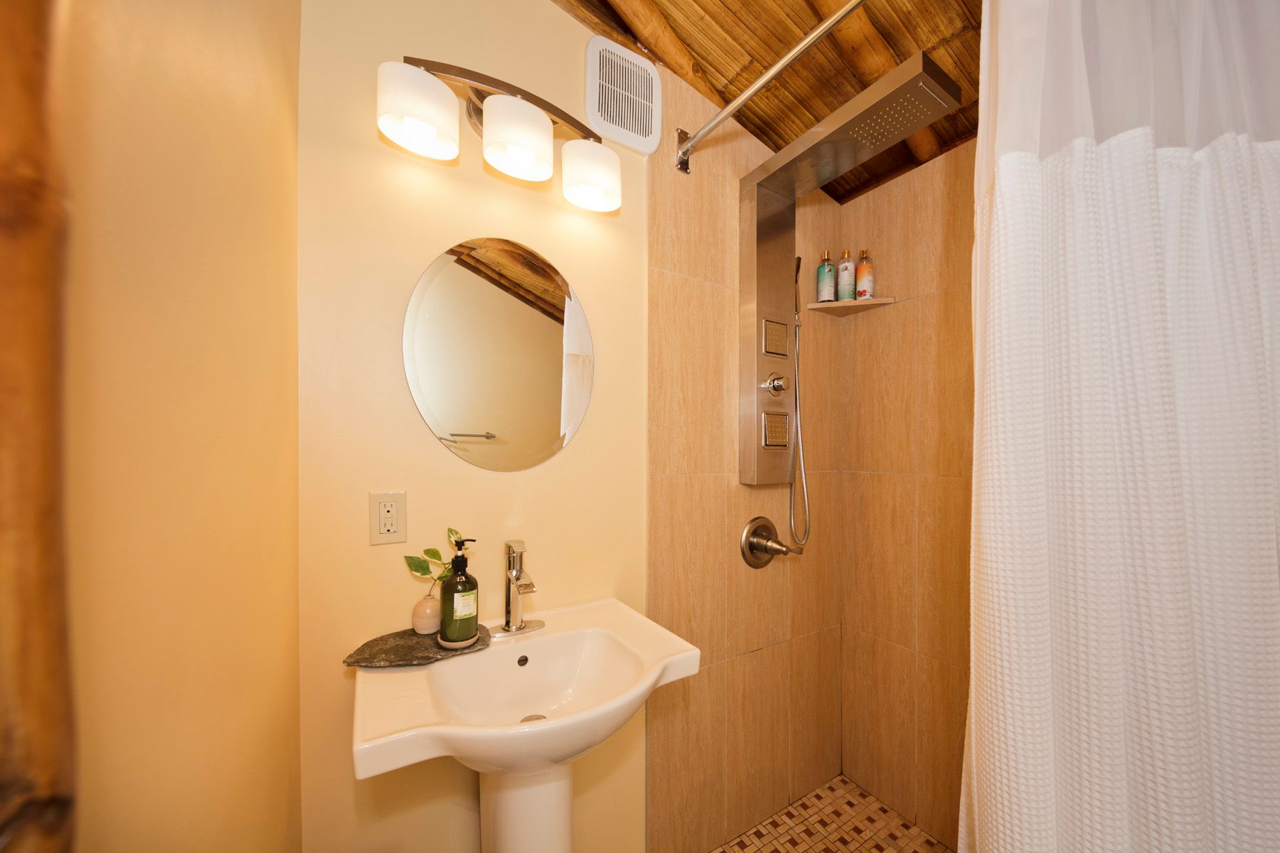  11-2884 Hibiscus Street, Mountain View, HI, 96771 - 物件實景
