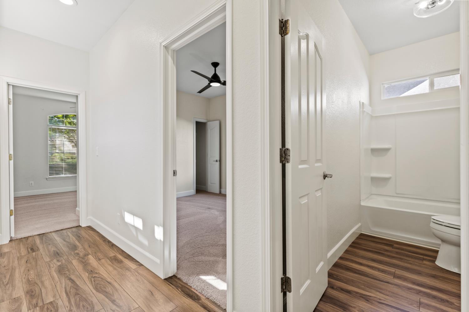 Yuba City, California, 95993, United States, 4 Bedrooms Bedrooms, ,2 BathroomsBathrooms,Residential,For Sale,1981154