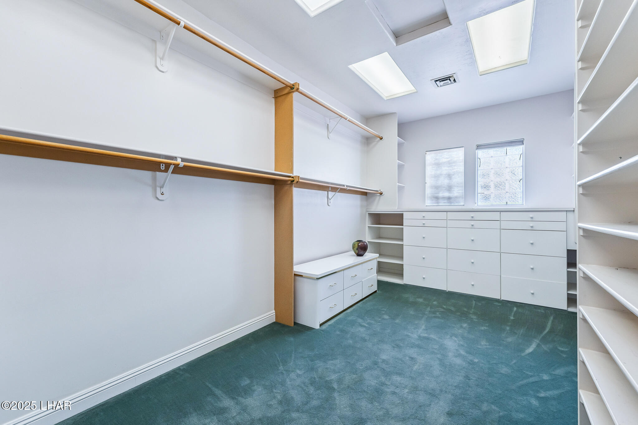 Lake Havasu City, Arizona, 86406, United States, 4 Bedrooms Bedrooms, ,2 BathroomsBathrooms,Residential,For Sale,1901337
