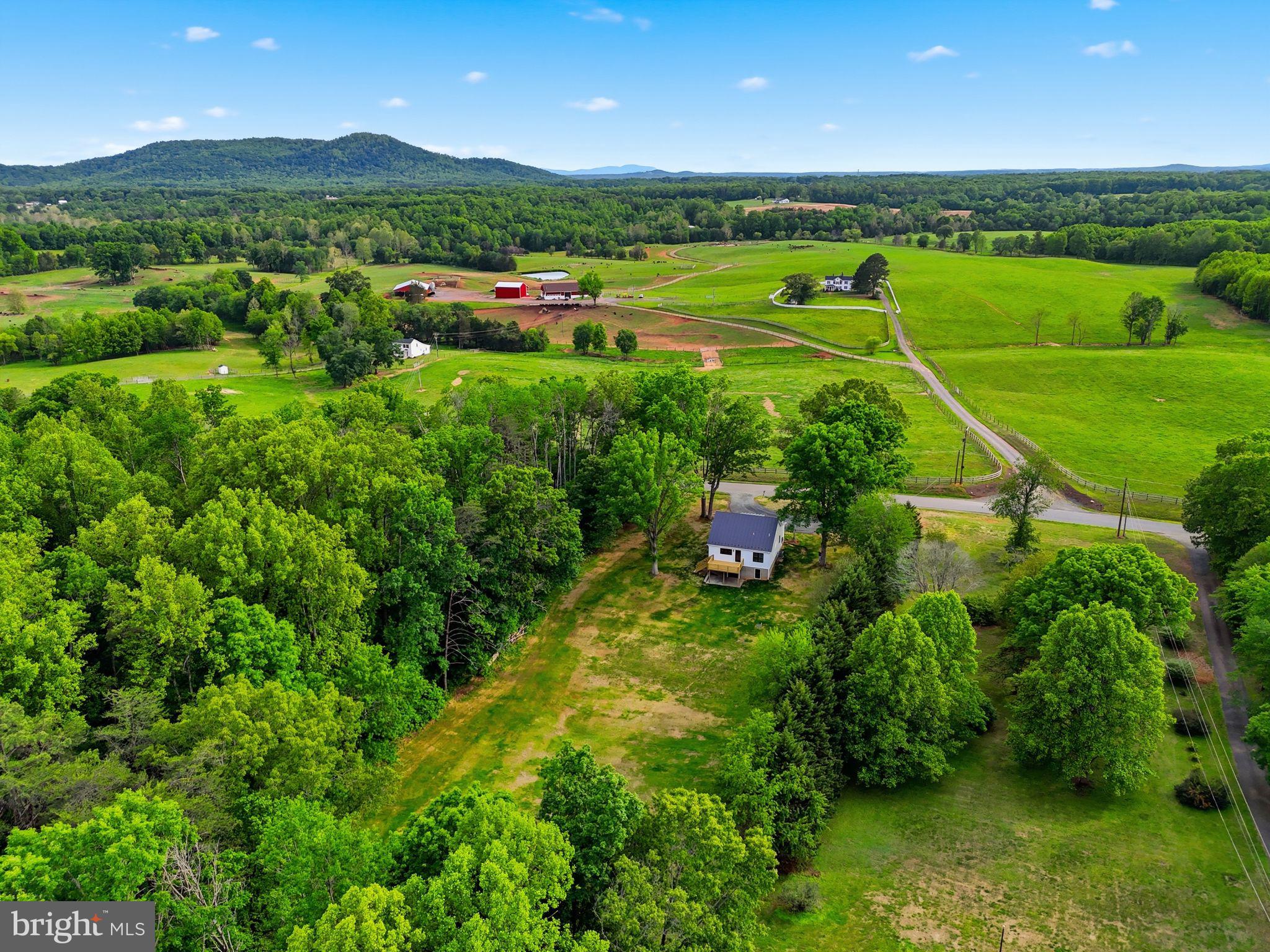 Reva, Virginia, 22735, United States, 2 Bedrooms Bedrooms, ,2 BathroomsBathrooms,Residential,For Sale,2048216