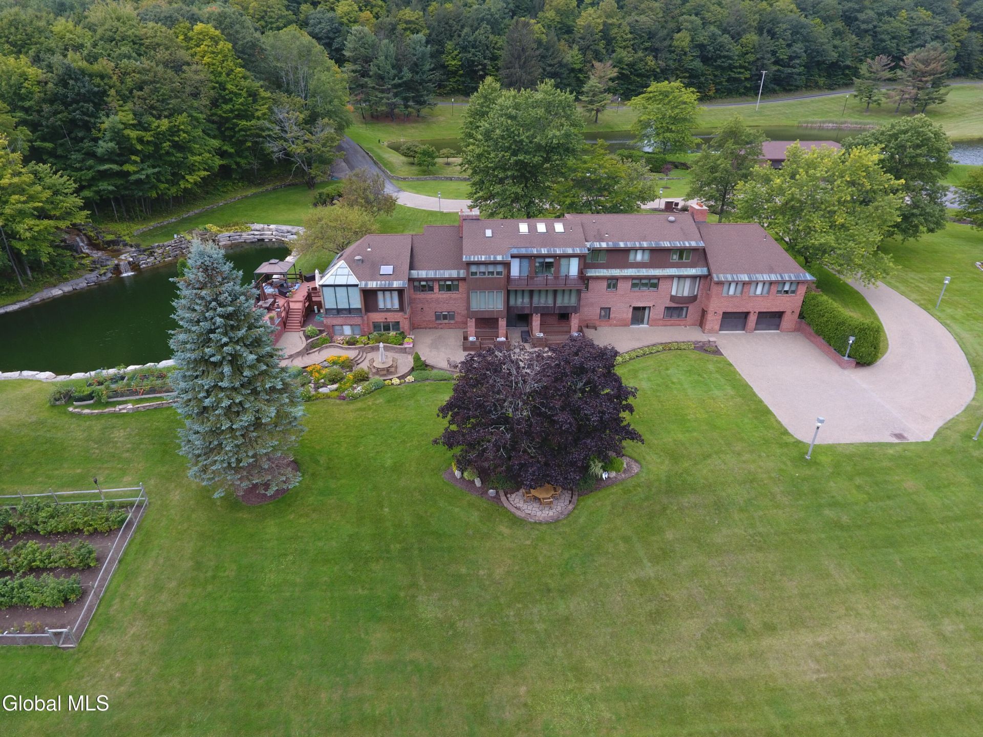 Ennis Rd, Schenectady, NY 12306 #1