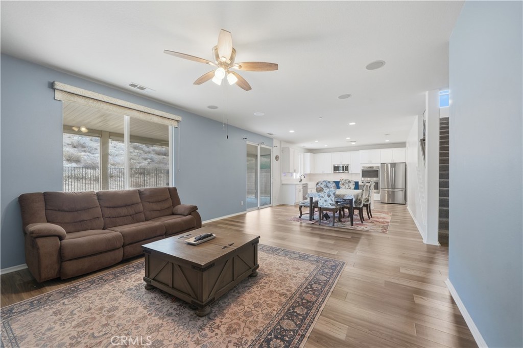 Lake Elsinore, California, 92532, United States, 5 Bedrooms Bedrooms, ,3 BathroomsBathrooms,Residential,For Sale,2049306