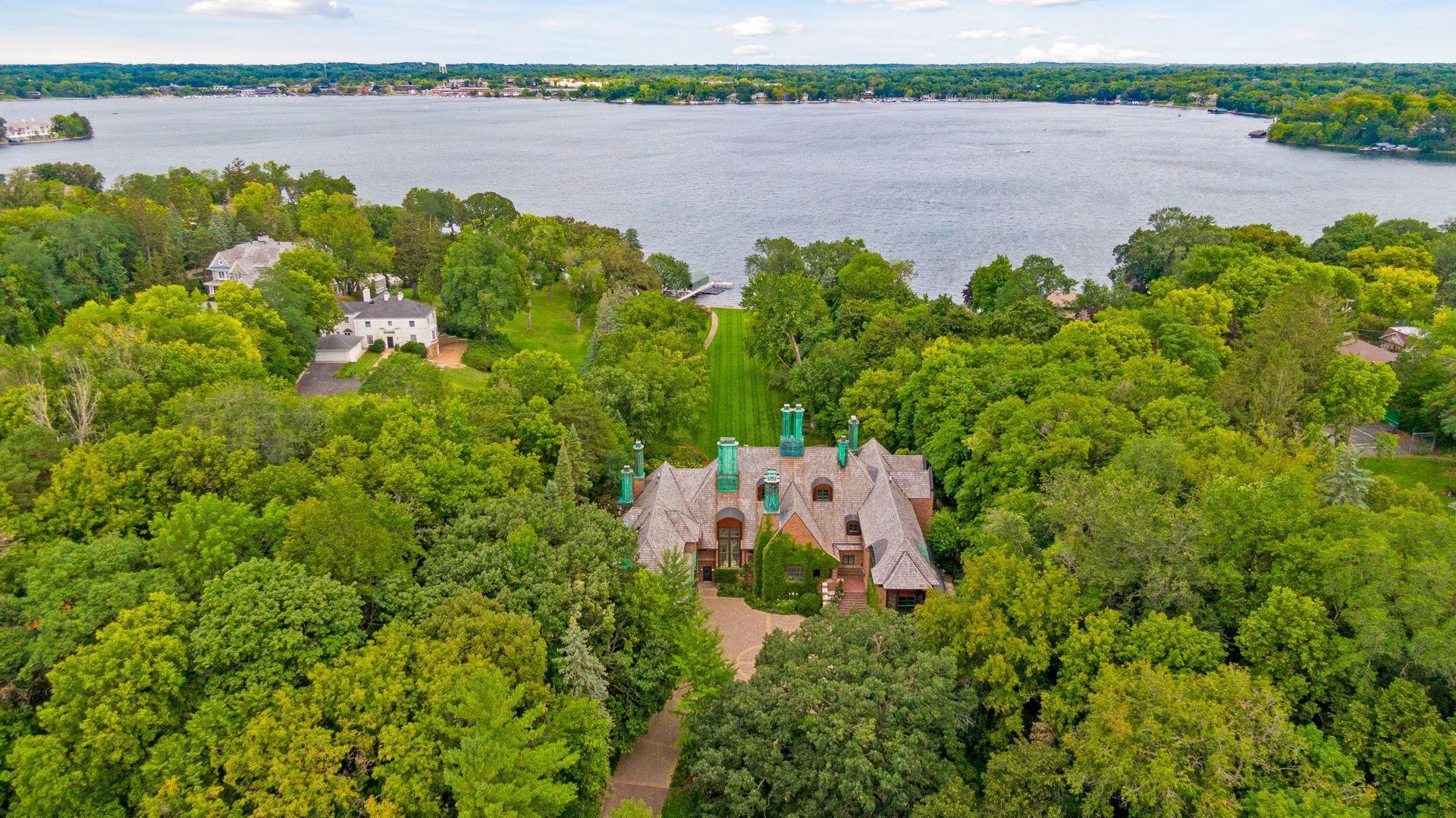 17950 Breezy Point Road, Woodland, Minnesota, 55391, United States, 6 Bedrooms Bedrooms, ,8 BathroomsBathrooms,Residential,For Sale,17950 Breezy Point Road,1619284