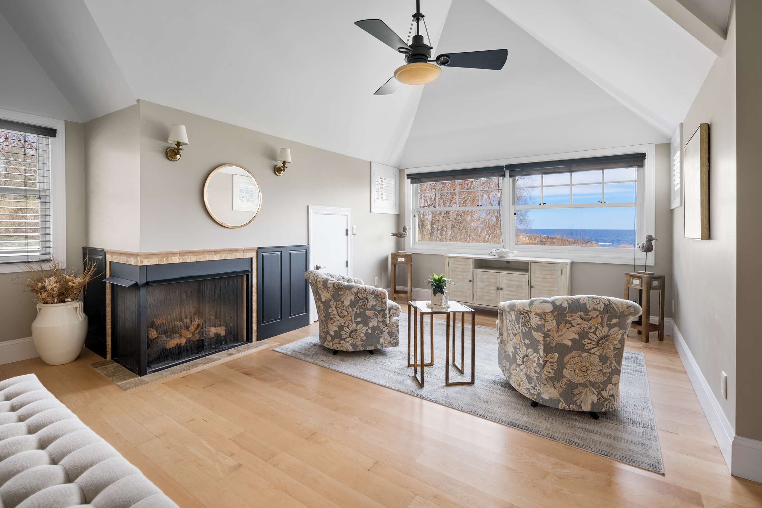  Elegant Estate Overlooking the Atlantic in Cape Neddick - 物件實景