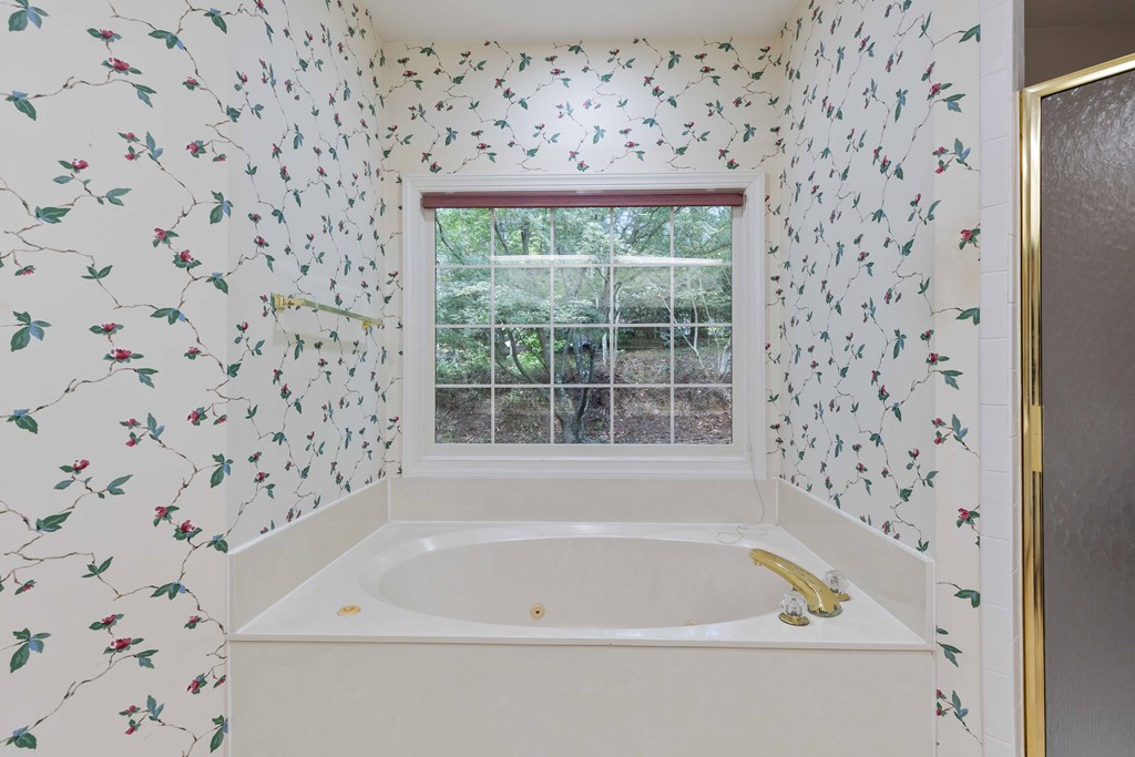 Columbus, Georgia, 31904, United States, 4 Bedrooms Bedrooms, ,4 BathroomsBathrooms,Residential,For Sale,1940420