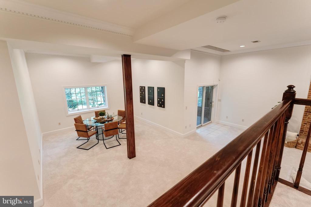 Great Falls, Virginia, 22066, United States, 5 Bedrooms Bedrooms, ,5 BathroomsBathrooms,Residential,For Sale,1900616