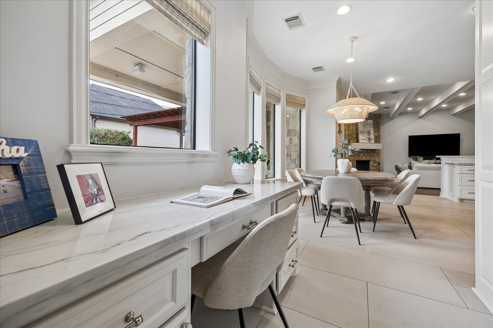  3642 Aberdeen Way - 物件實景