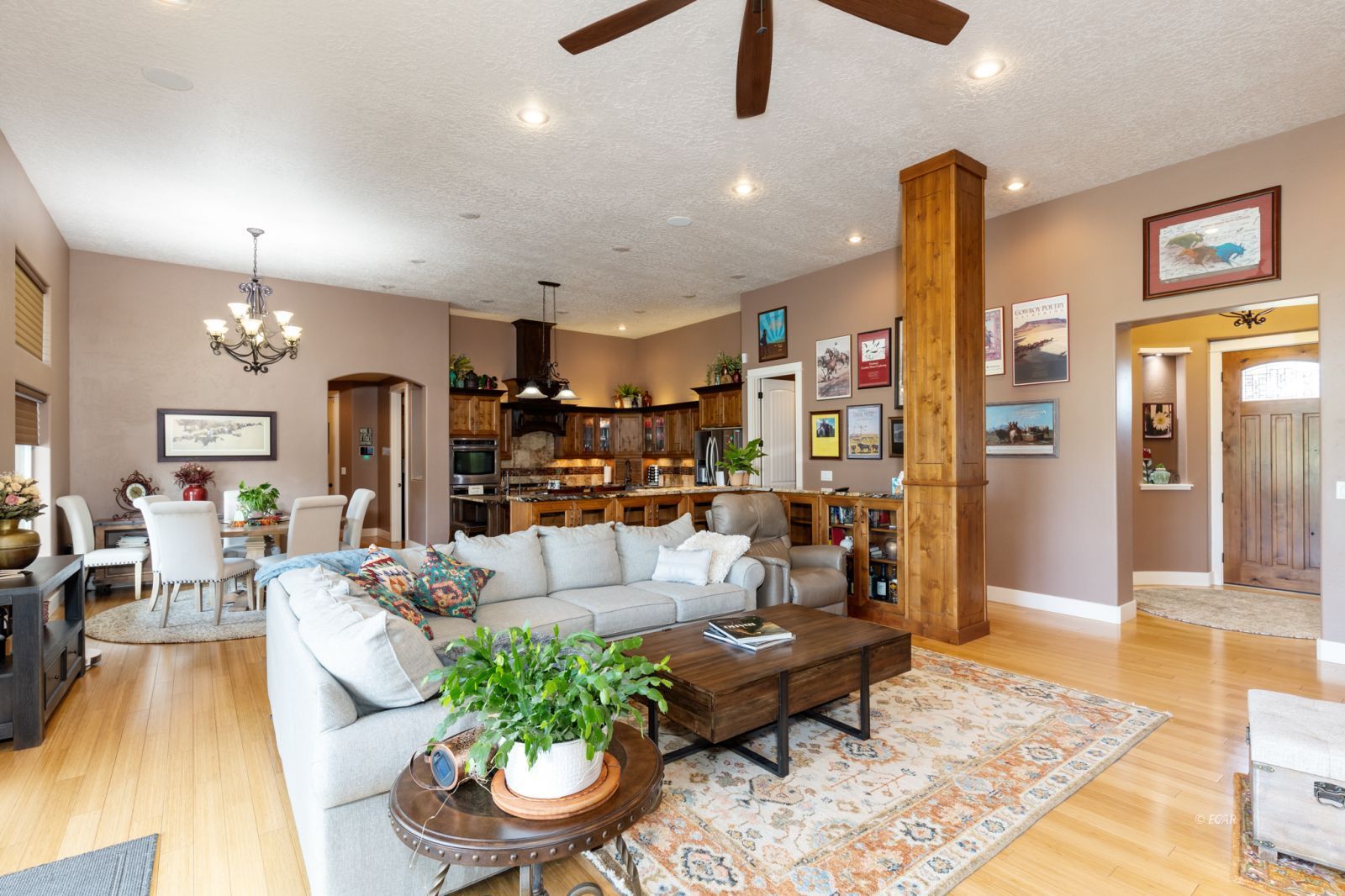 Elko, Nevada, 89801, United States, 3 Bedrooms Bedrooms, ,3 BathroomsBathrooms,Residential,For Sale,1696965
