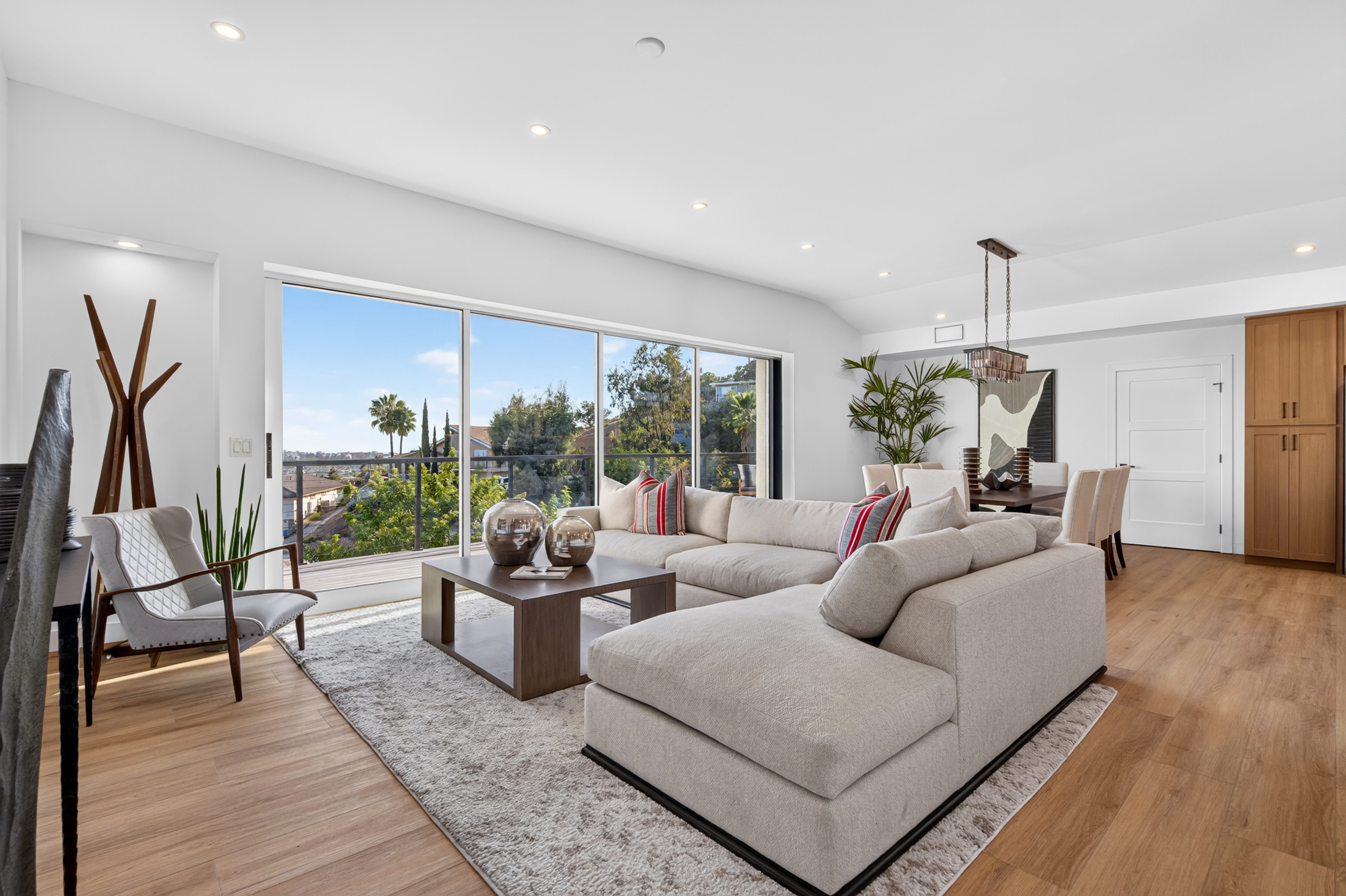  5873 Madra Ave, San Diego, CA 92120 - 物件實景