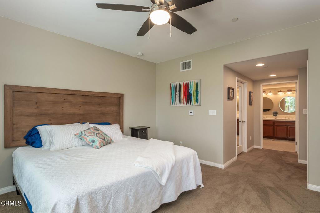 Oxnard, California, 93035, United States, 2 Bedrooms Bedrooms, ,3 BathroomsBathrooms,Residential,For Sale,1982158