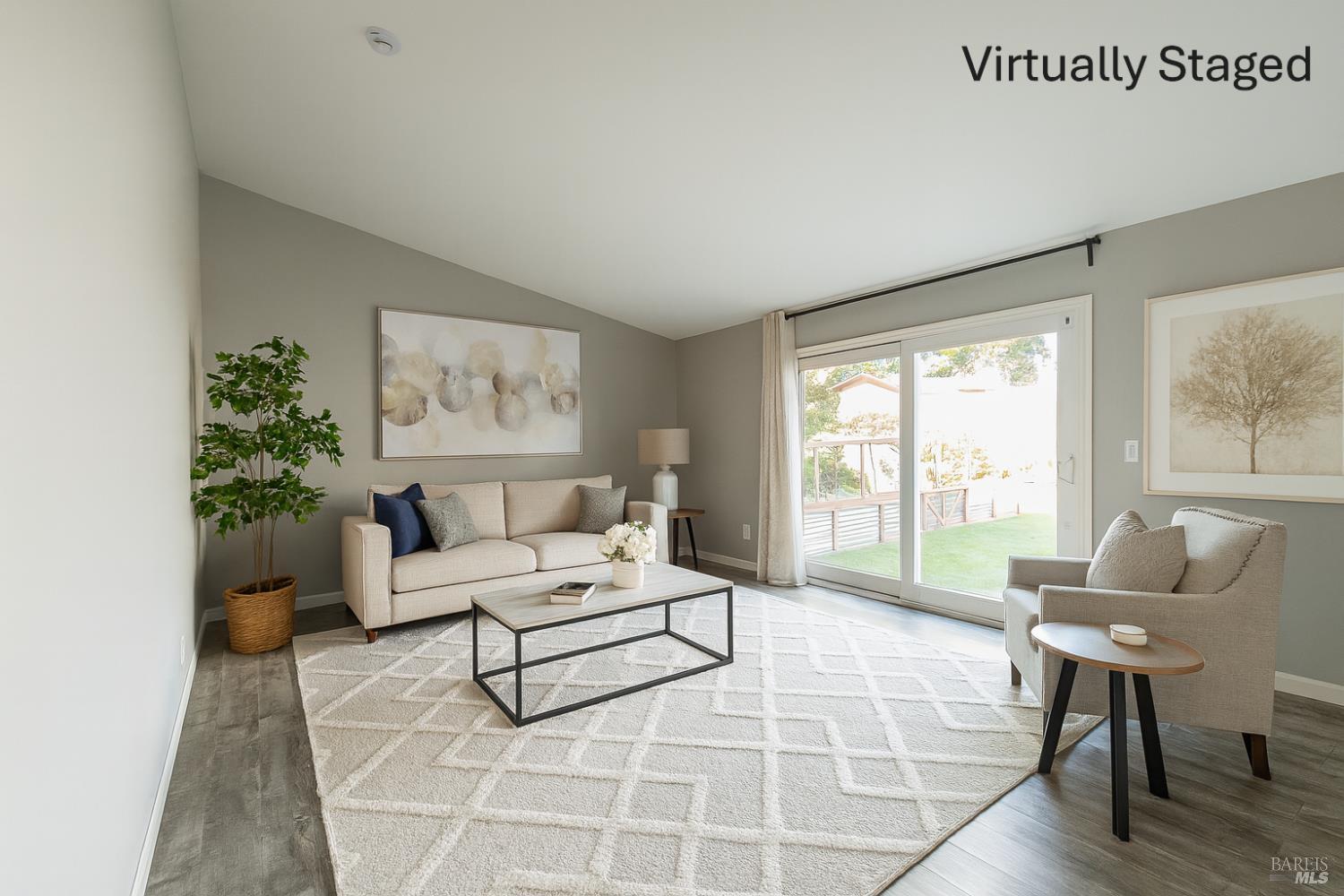 Rohnert Park, California, 94928, United States, 4 Bedrooms Bedrooms, ,2 BathroomsBathrooms,Residential,For Sale,1974280