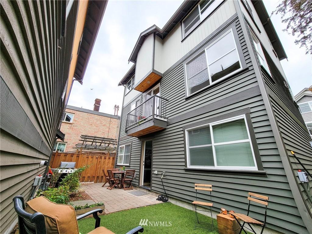 1209 AURORA AVENUE N, SEATTLE, Washington, 98109, United States, 3 Bedrooms Bedrooms, ,4 BathroomsBathrooms,Residential,For Sale,1209 AURORA AVENUE N,1625738