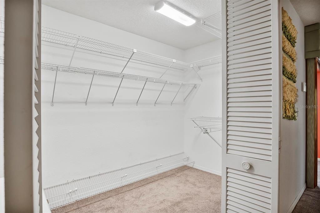 Weeki Wachee, Florida, 34607, United States, 4 Bedrooms Bedrooms, ,5 BathroomsBathrooms,Residential,For Sale,2009705