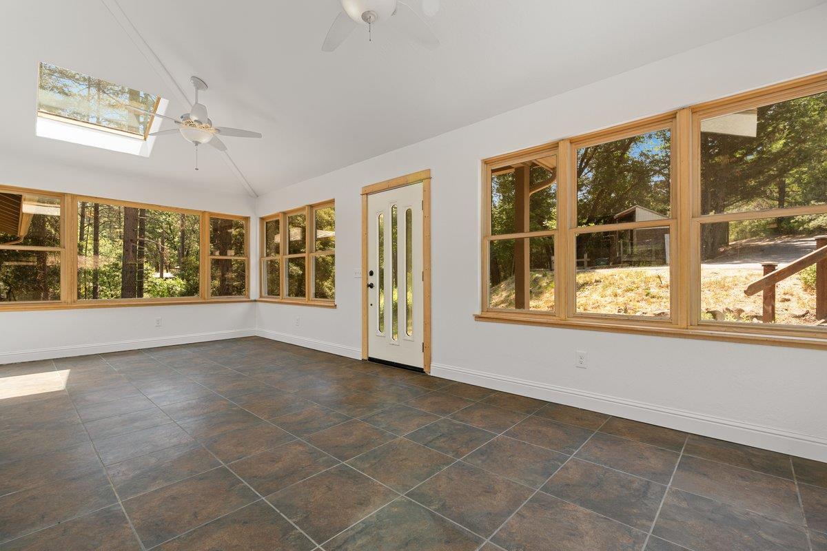 Nevada City, California, 95959, United States, 3 Bedrooms Bedrooms, ,3 BathroomsBathrooms,Residential,For Sale,1916379