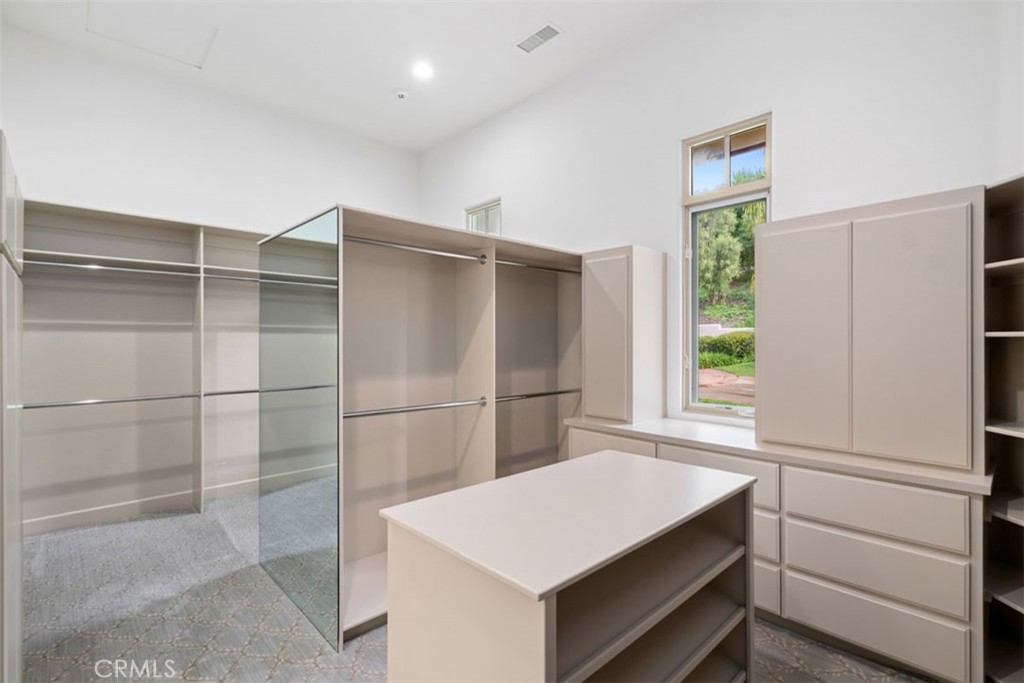 Rancho Santa Fe, California, 92067, United States, 5 Bedrooms Bedrooms, ,6 BathroomsBathrooms,Residential,For Sale,1989068