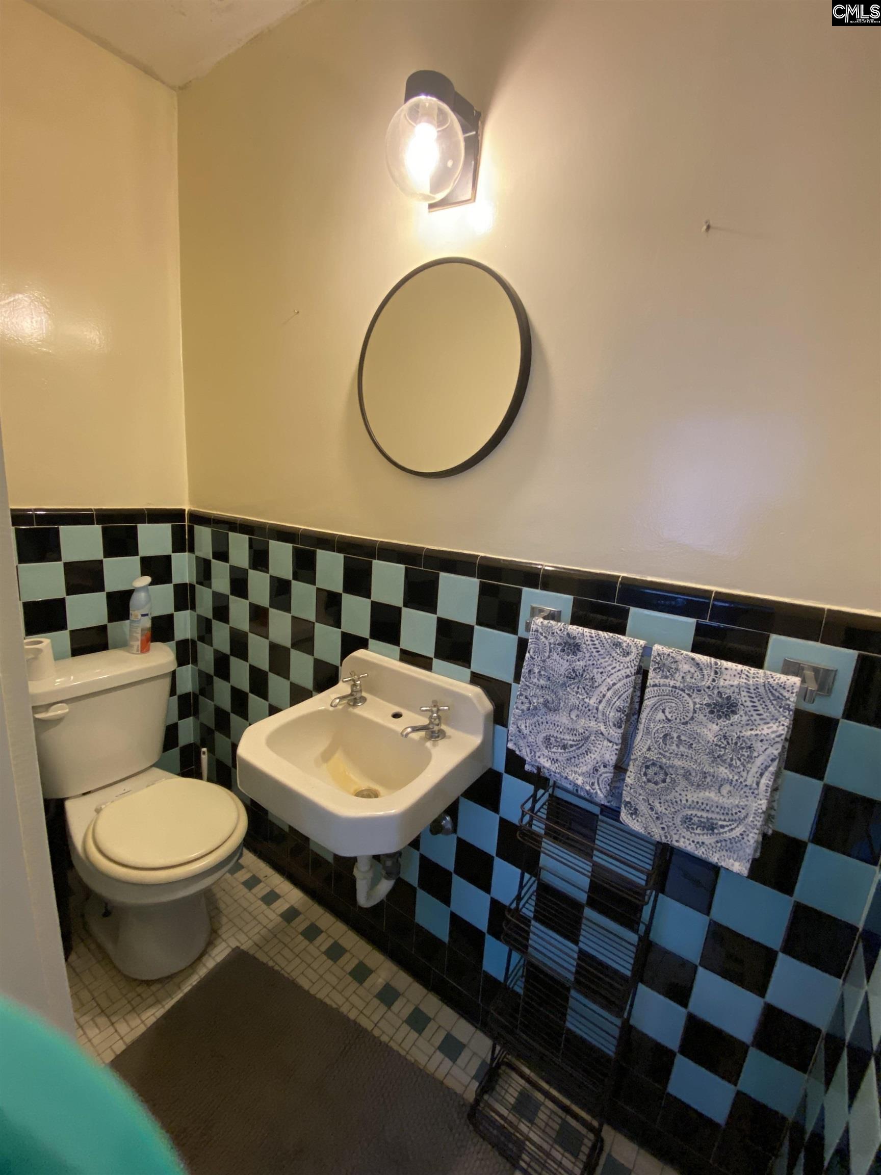 Columbia, South Carolina, 29205, United States, ,3 BathroomsBathrooms,Residential,For Sale,1958512