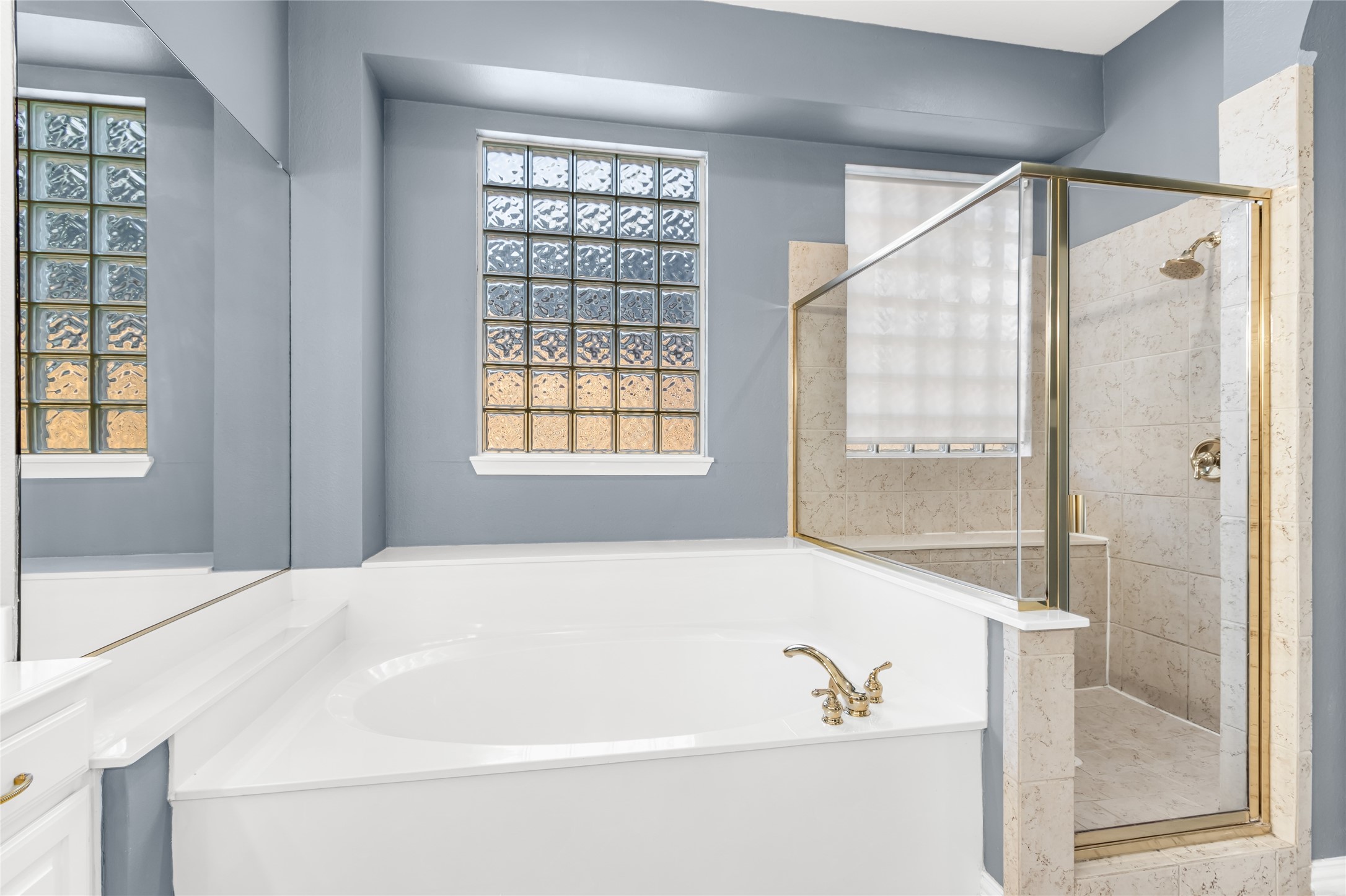 Plano, Texas, 75025, United States, 4 Bedrooms Bedrooms, ,4 BathroomsBathrooms,Residential,For Sale,1993481