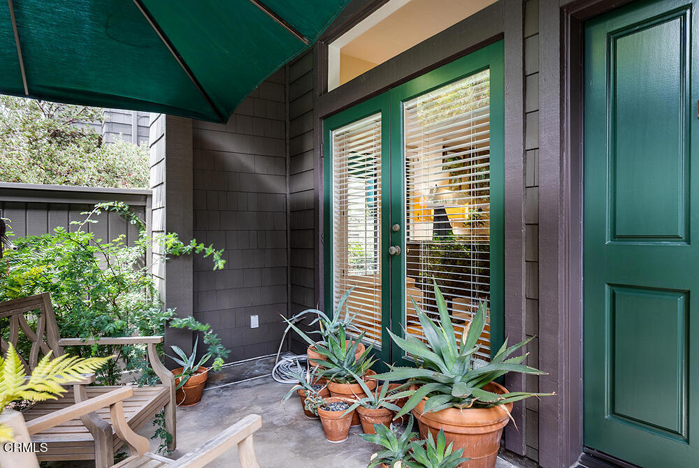 Pasadena, California, 91106, United States, 2 Bedrooms Bedrooms, ,3 BathroomsBathrooms,Residential,For Sale,1934592