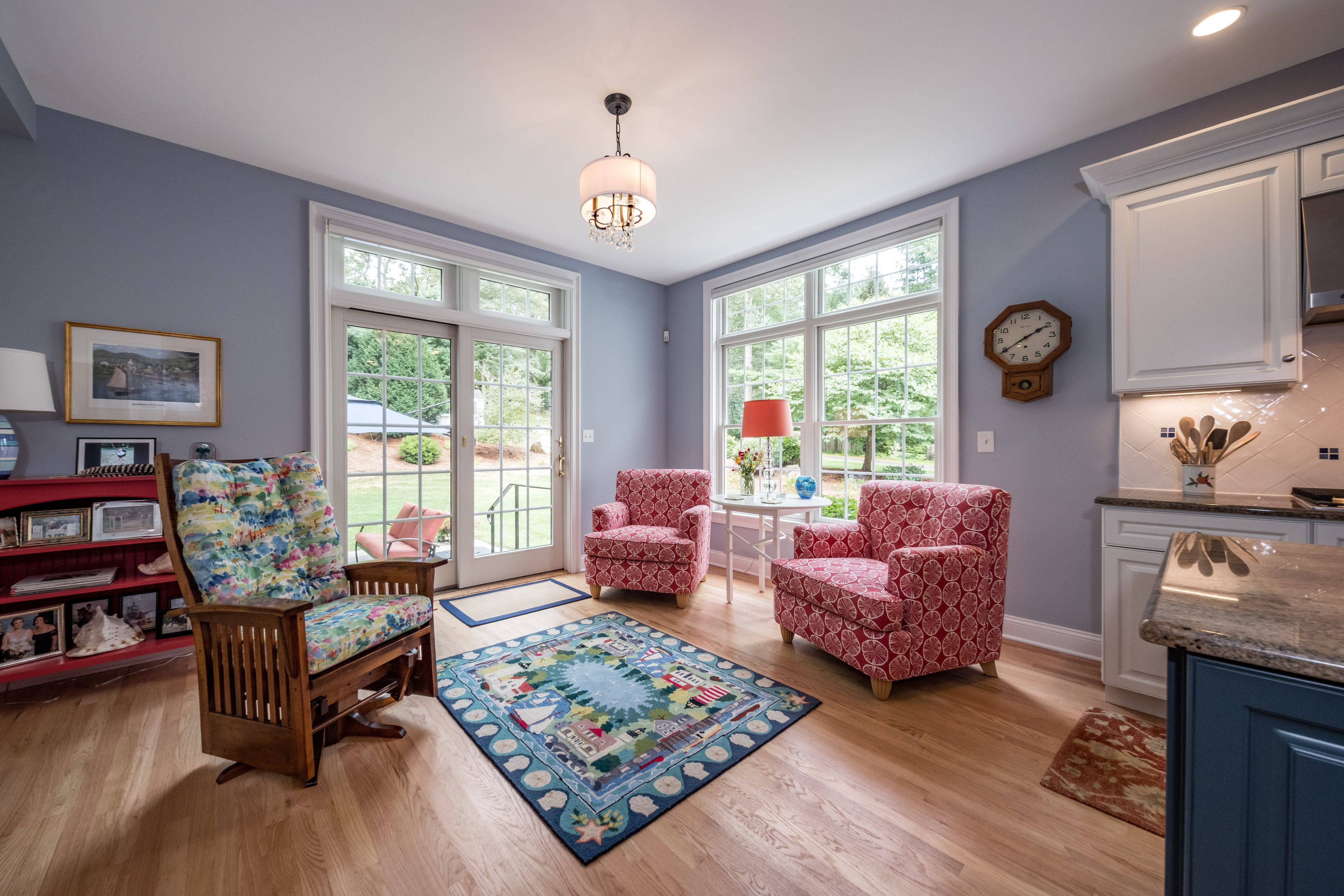 Meticulously Renovated Colonial is Coastal Sophistication - 物件實景